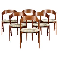 Set of Six Kai Kristiansen Model 32 Dining Chairs in Teak