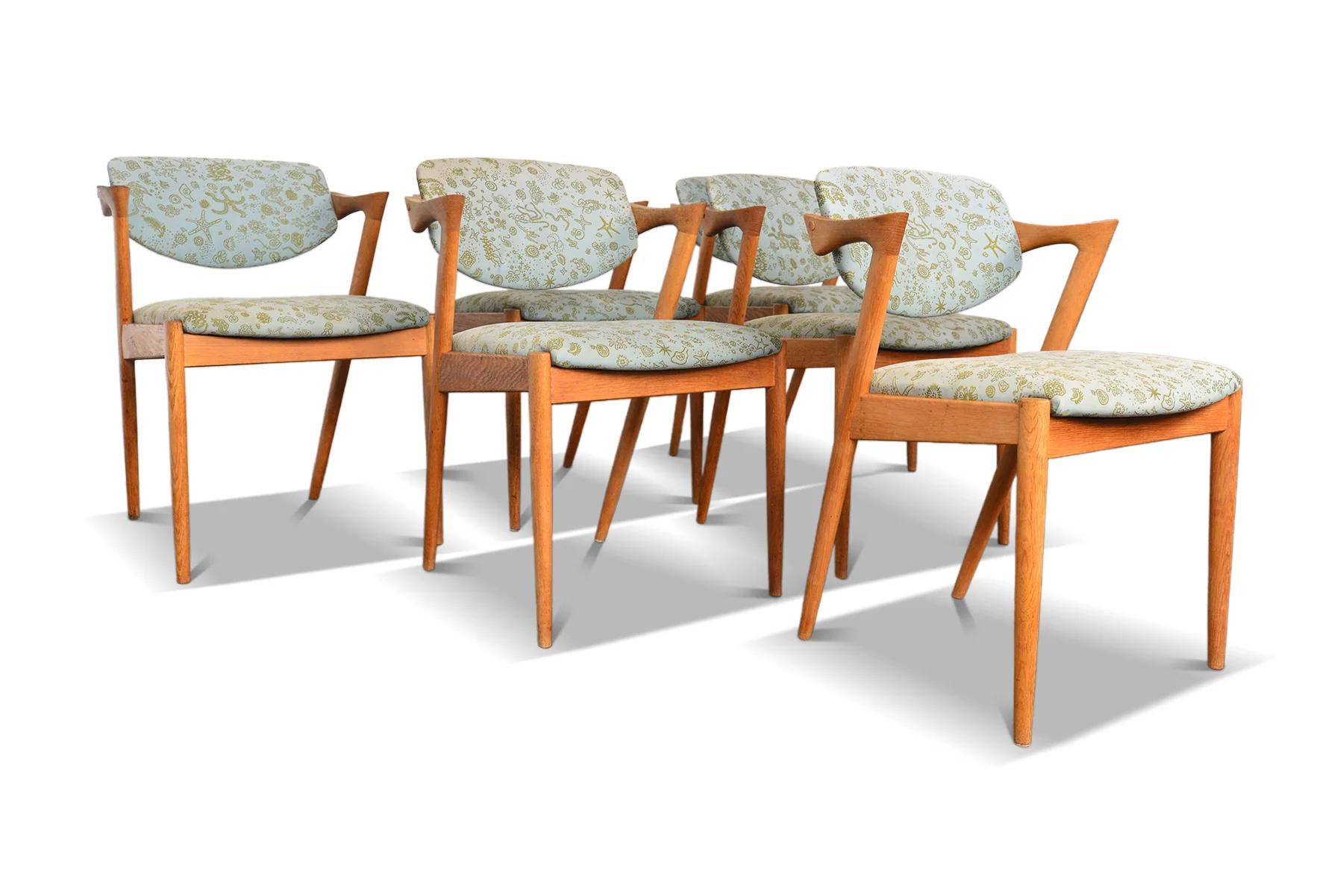 Danish Set of Six Kai Kristiansen Model 42 Dining Chairs in Oak