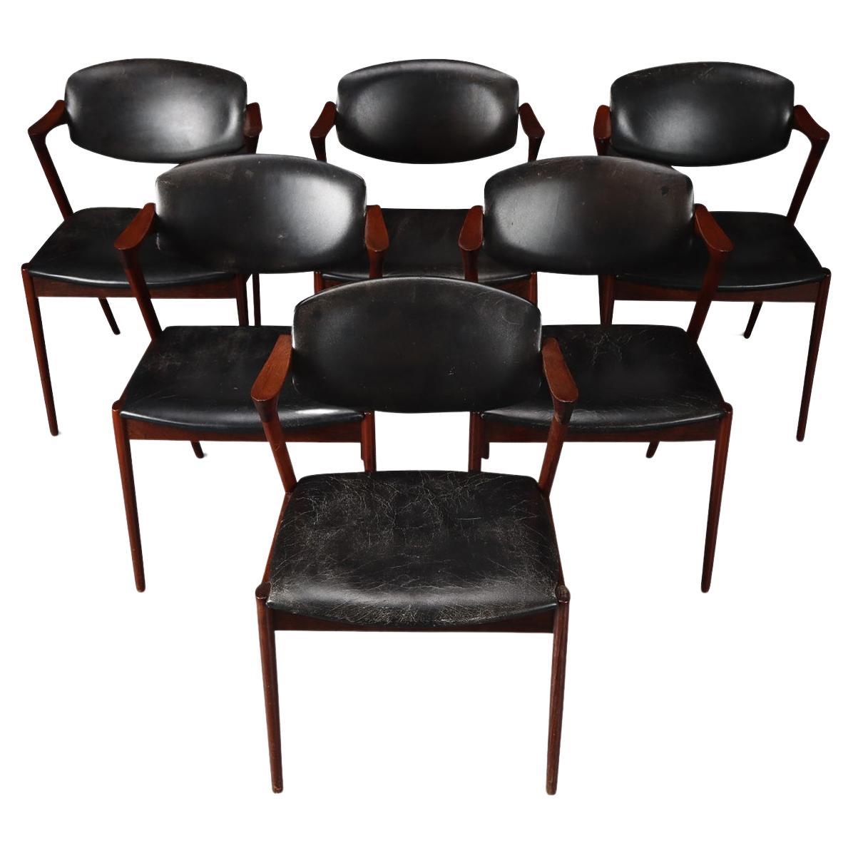 Ensemble de six chaises de salle à manger Kai Kristiansen modèle 42 en bois de rose