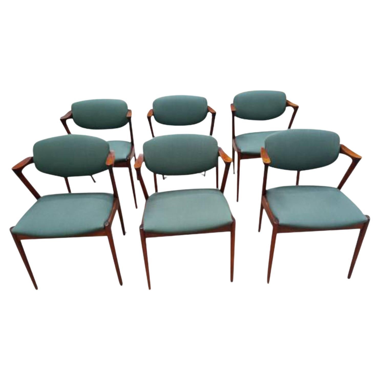 Set of Six Kai Kristiansen Model 42 Dining Chairs in Rosewood For Sale