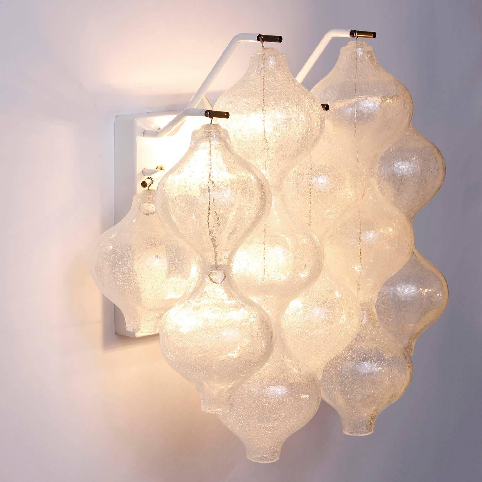 One of 10 Kalmar 'Tulipan' Wall Lights Sconces, Blown Bubble Glass, 1970s For Sale 4