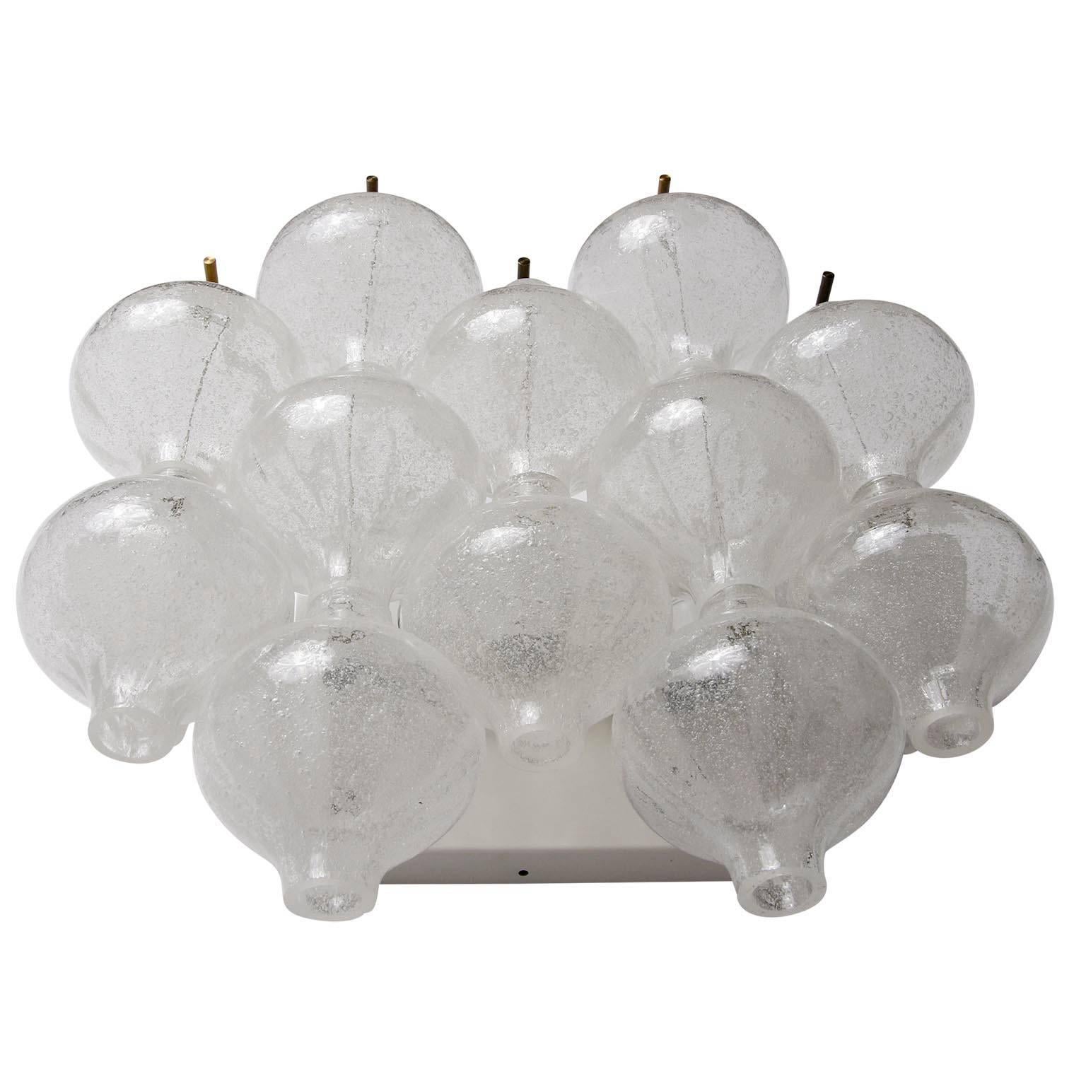 Enameled One of 10 Kalmar 'Tulipan' Wall Lights Sconces, Blown Bubble Glass, 1970s For Sale