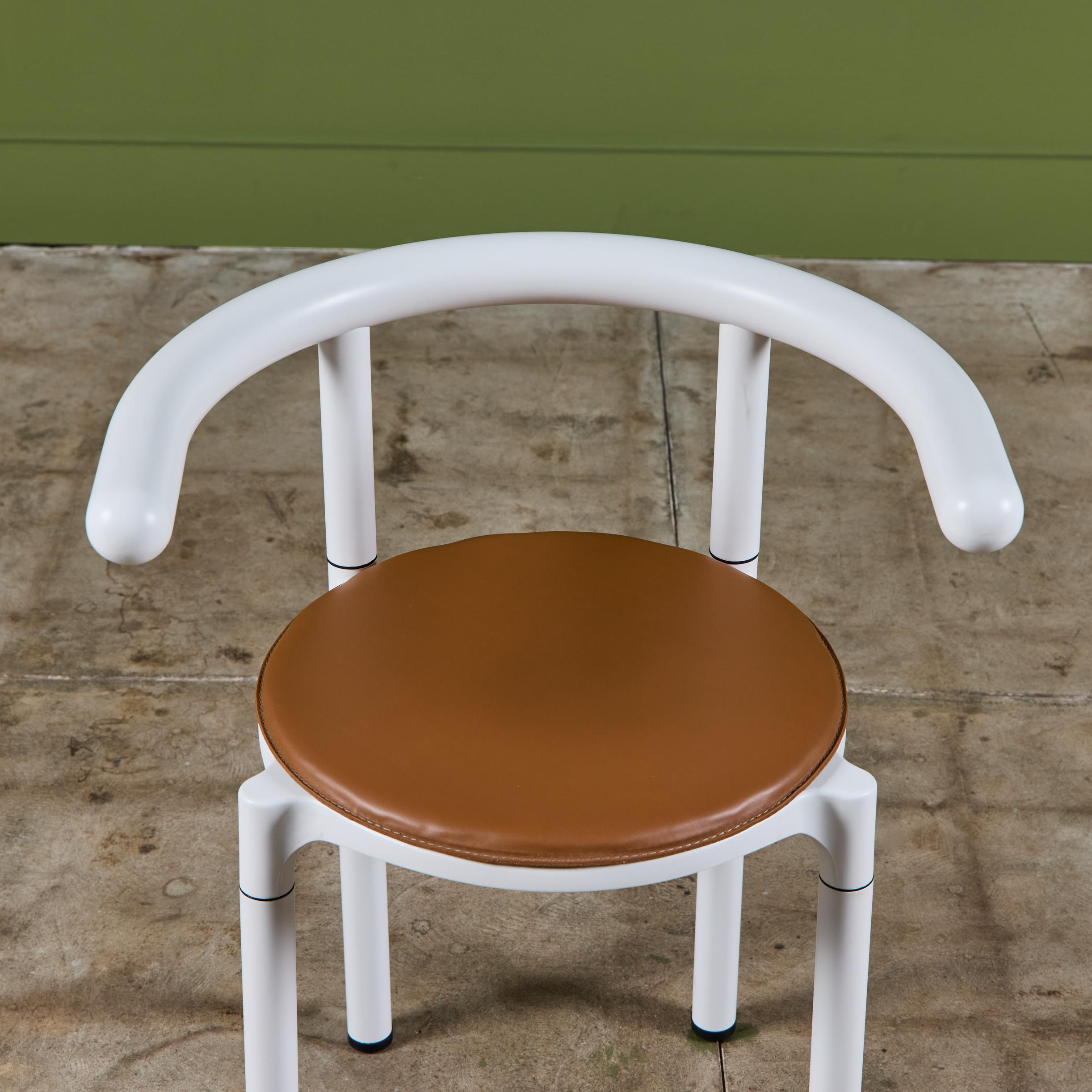 Satz von sechs Kartell-Esszimmerstühlen von Anna Castelli Ferrieri im Angebot 7