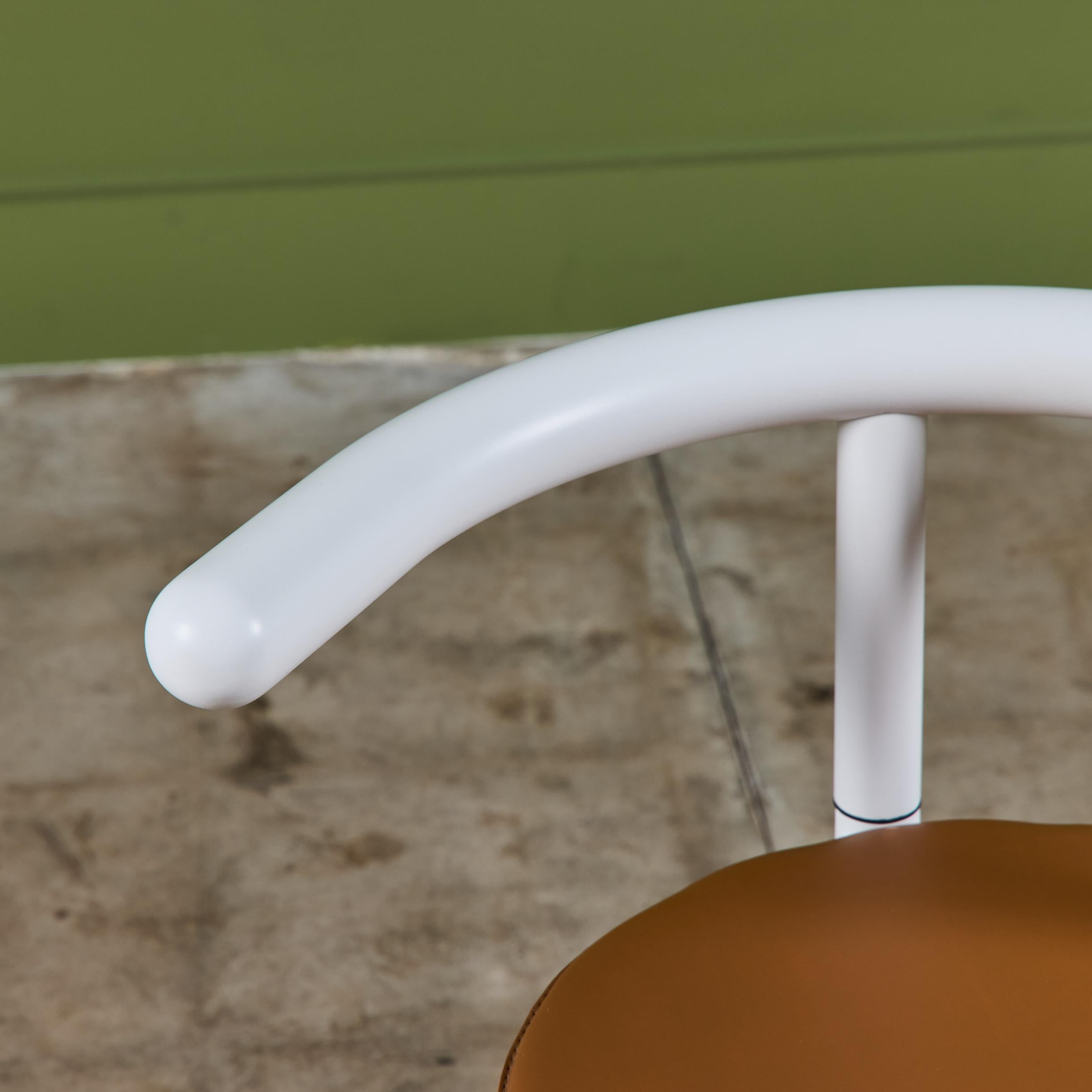 Satz von sechs Kartell-Esszimmerstühlen von Anna Castelli Ferrieri im Angebot 8