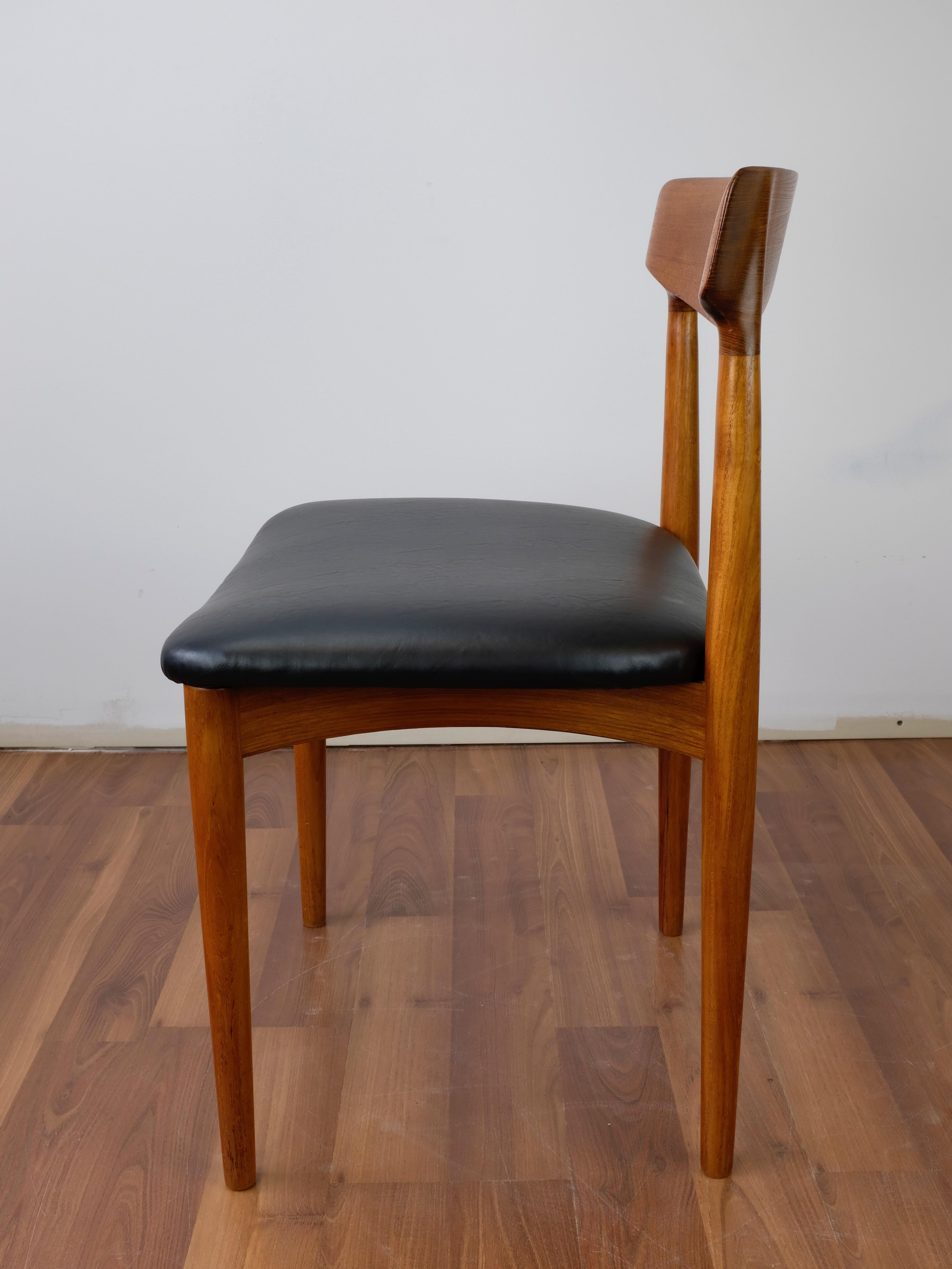 Set of Six Knud Faerch Model 532 Dining Chairs in Teak 1