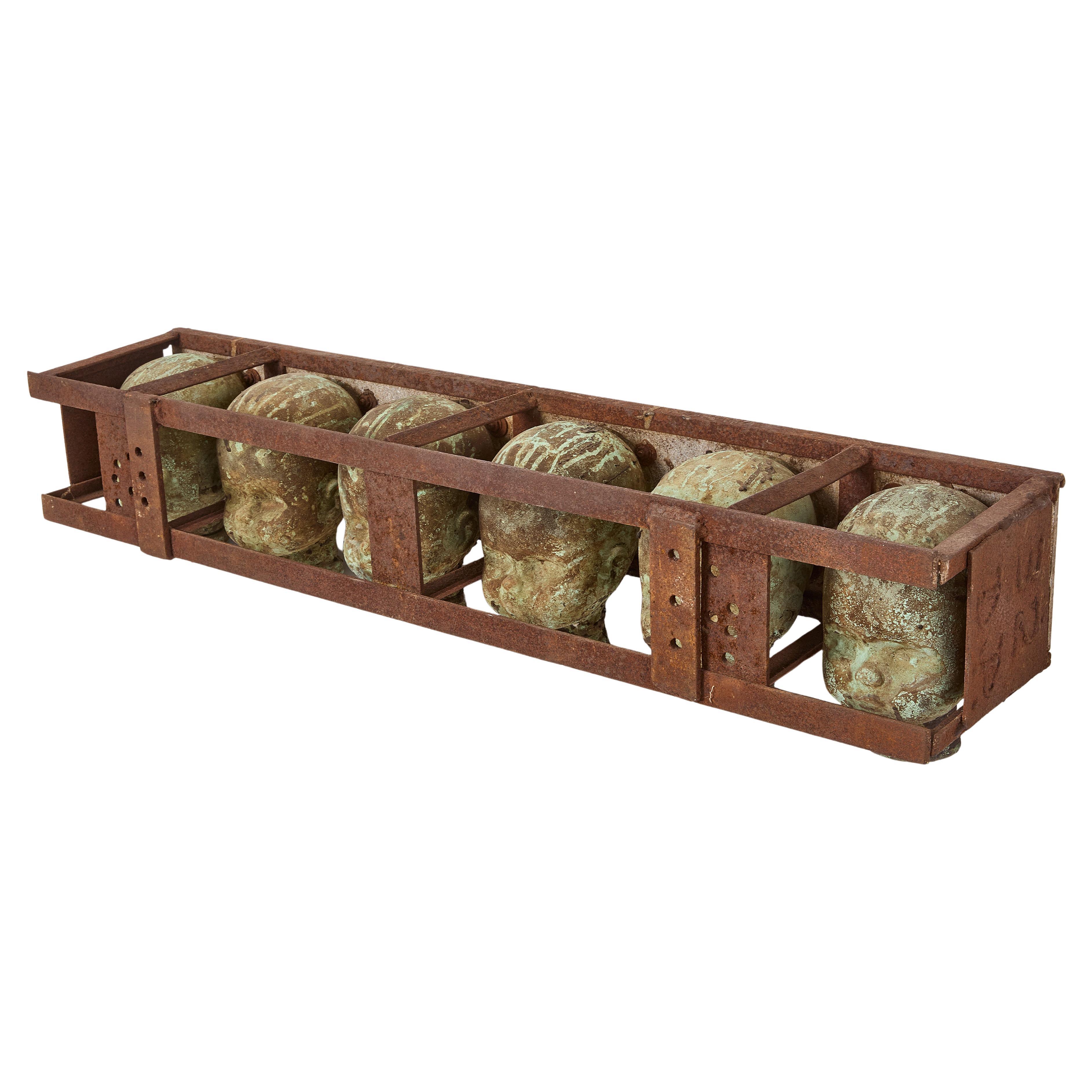Set von sechs großen Puppenkopfformen im Angebot