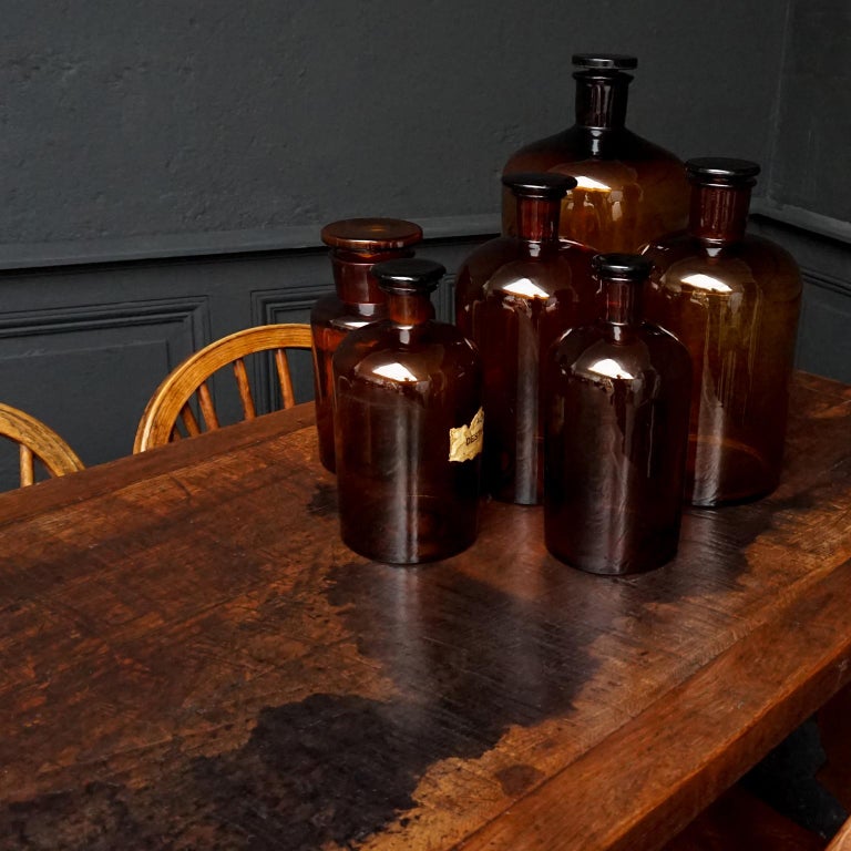 Set of Six Large Early 20th Century German Amber Glass Apothecary Jars with Lid For Sale 3
