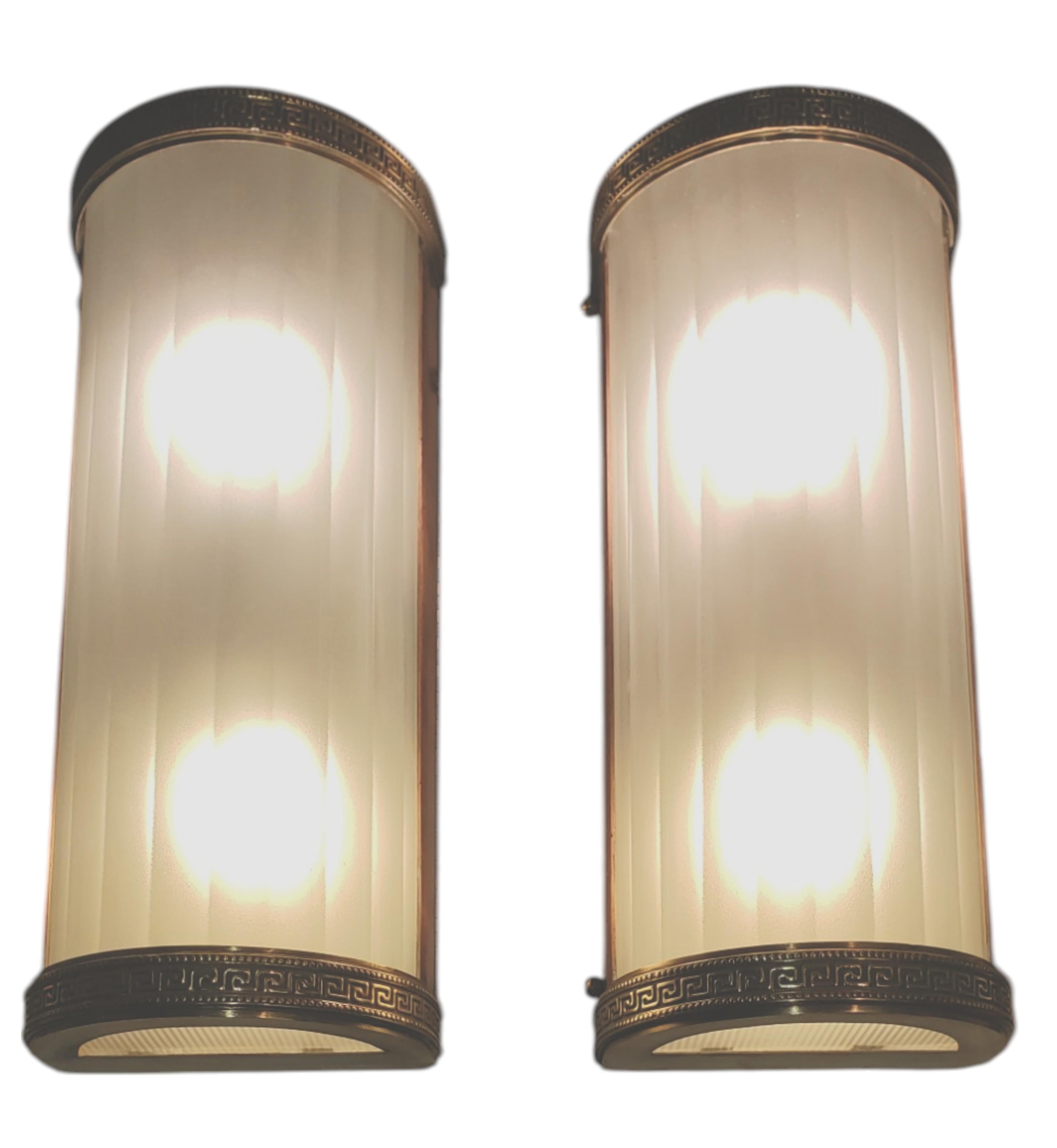 Set di sei grandi appliques tubolari originali in vetro con cornici in ottone e rame in vendita 8