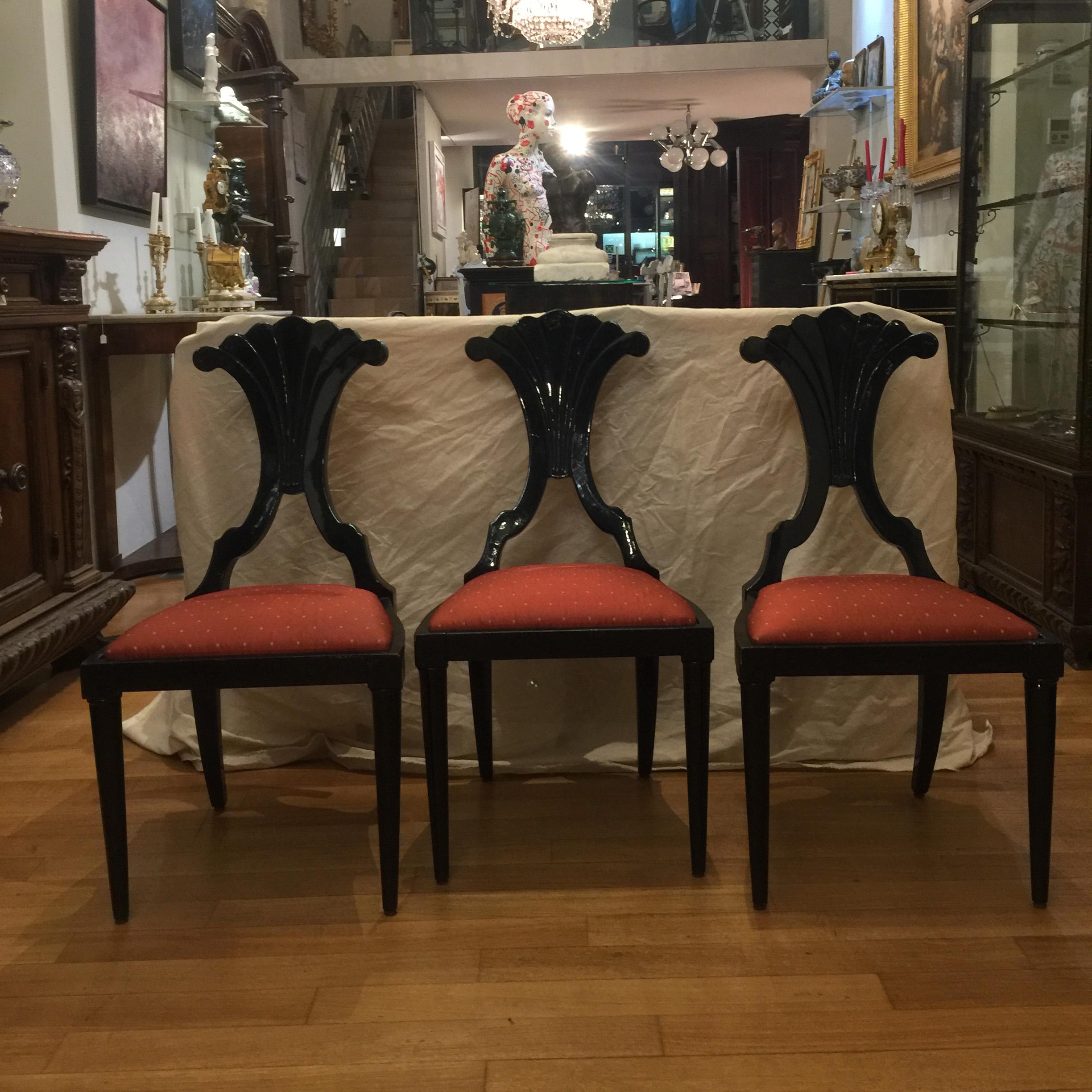 Painted Set of Six Late 19th Century Italian Bidermeier Chairs in Solid Black Wood For Sale