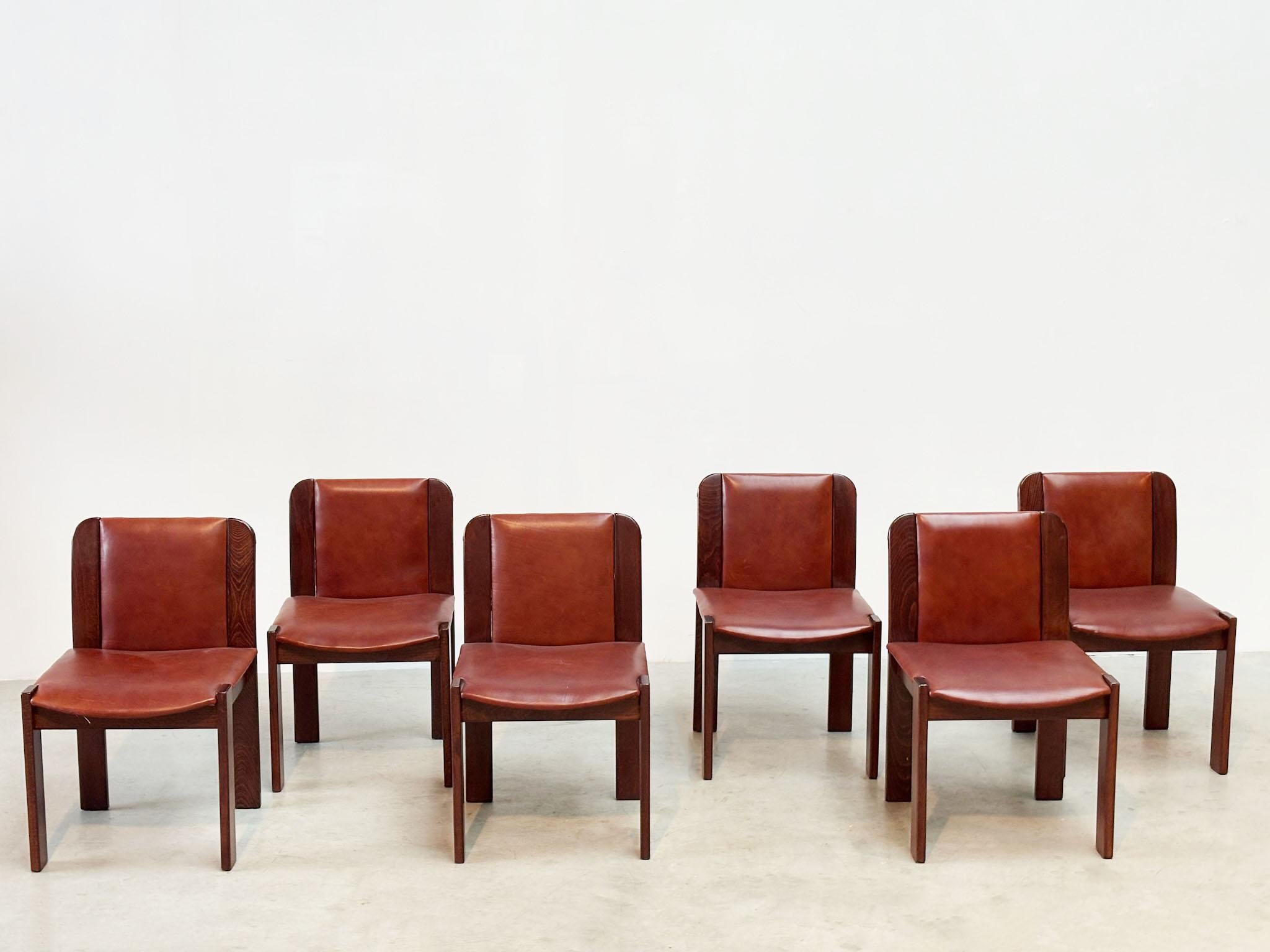 Late 20th Century Set of six leather Italian dining chairs