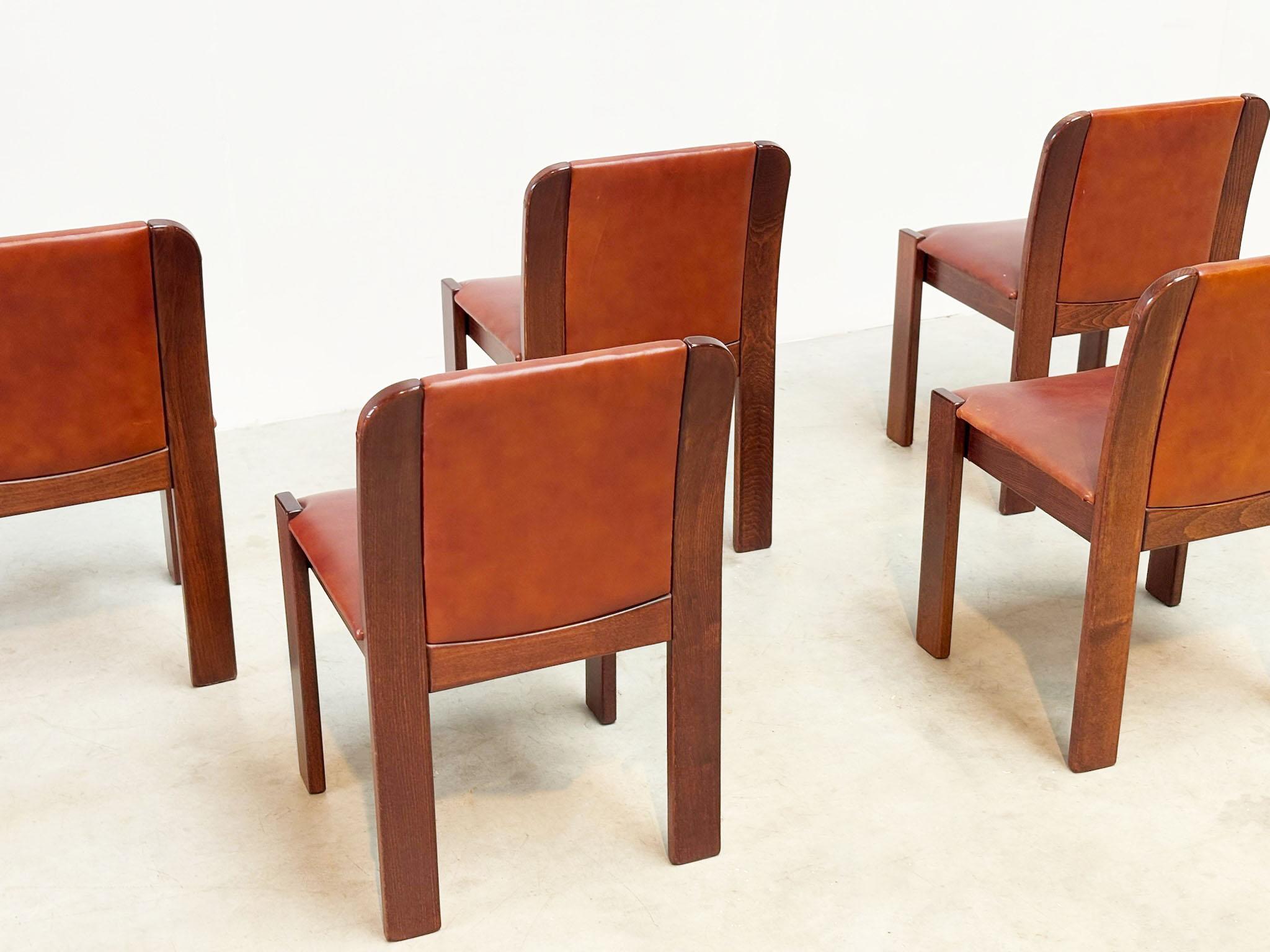 Set of six leather Italian dining chairs 3