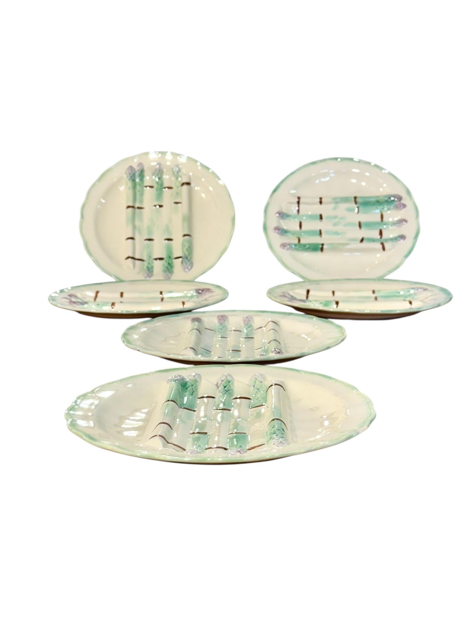 Sechser-Set Longchamp Terre de Fer Majolika-Spargelteller im Zustand „Gut“ im Angebot in LA CIOTAT, FR