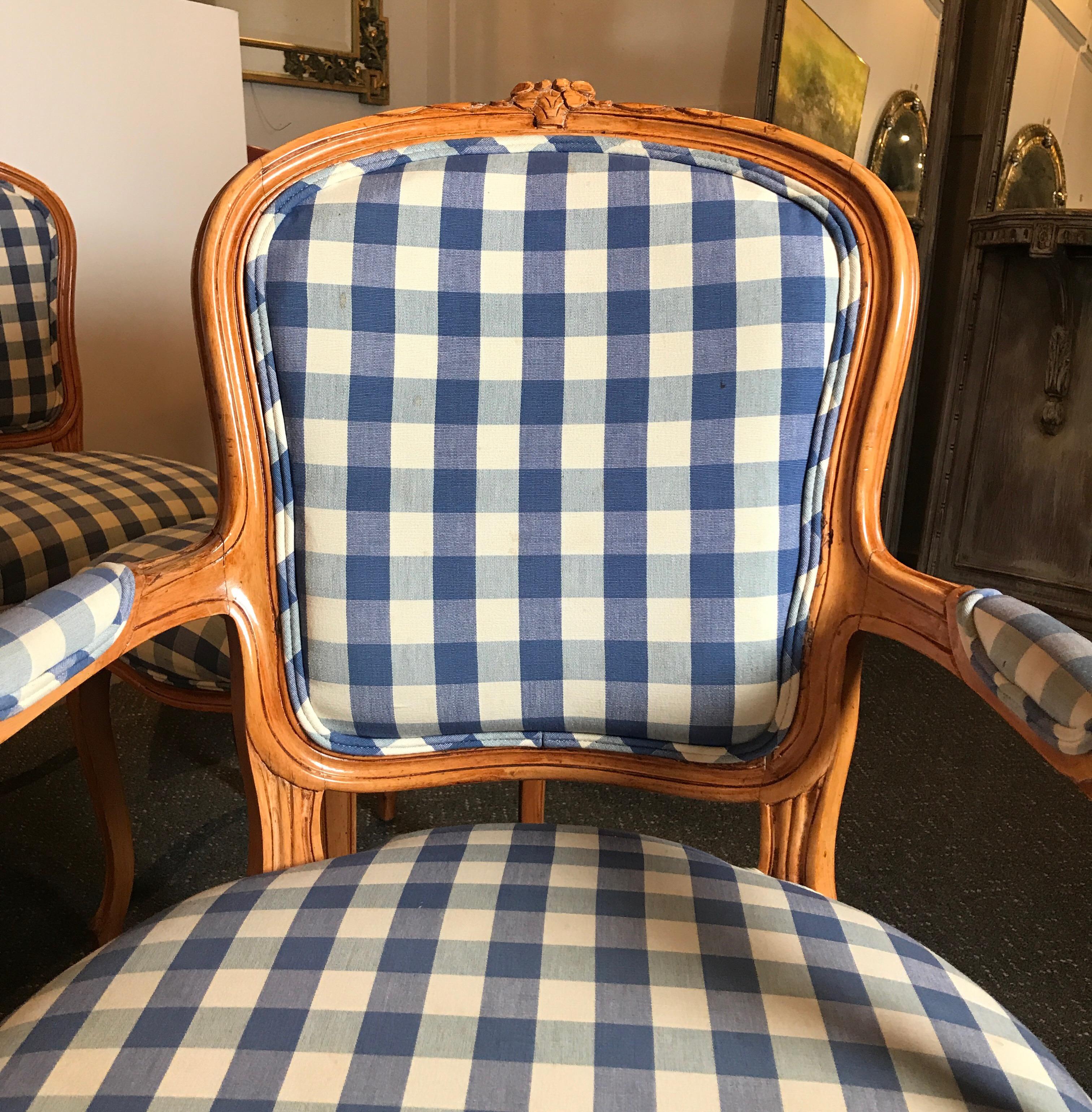 Satz von sechs Louis-XV-Esszimmerstühlen 3