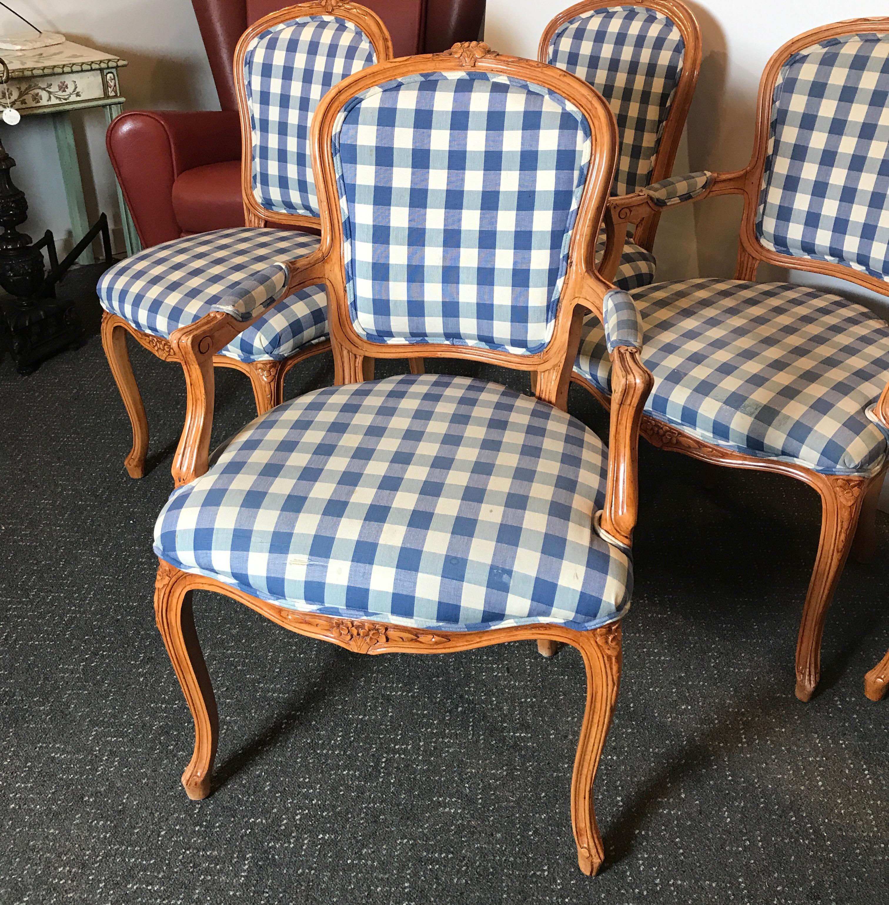 Set of Six Louis XV Dining Chairs 8