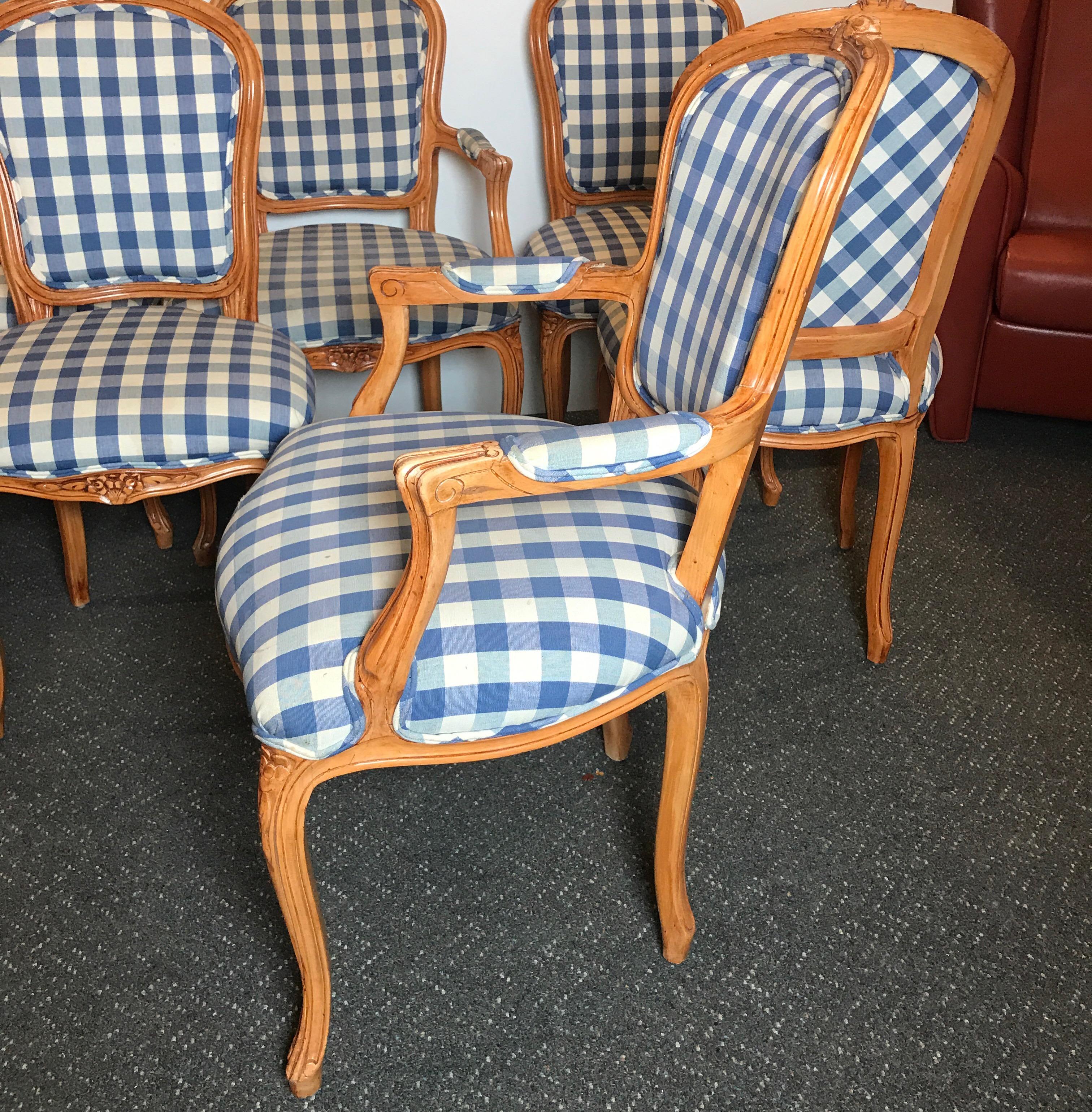 Set of Six Louis XV Dining Chairs In Good Condition In Lambertville, NJ