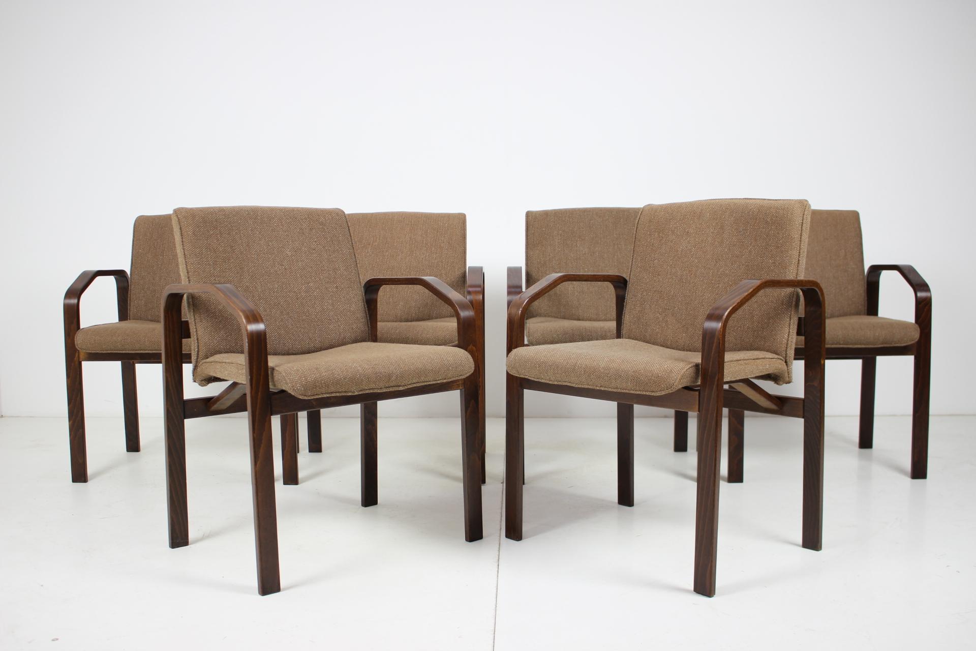 Satz von sechs Loungesesseln/Ton, Nrodn Podnik Holeov, 1993 (Tschechisch) im Angebot