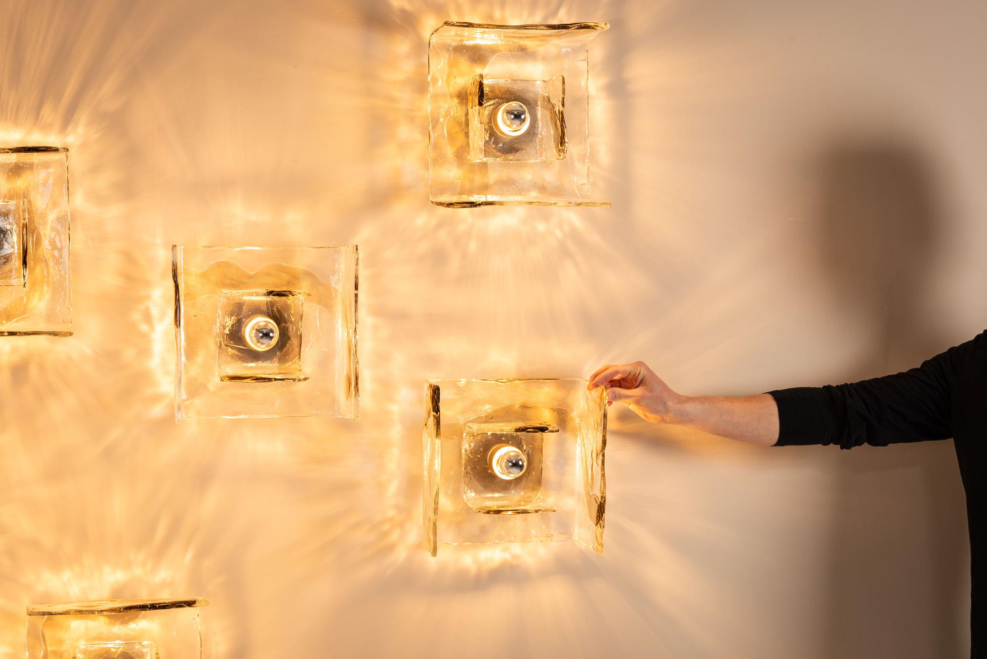 Juego de seis lámparas de pared LP257 de Carlo Nason para Mazzega, Italia Años 70 en venta 11