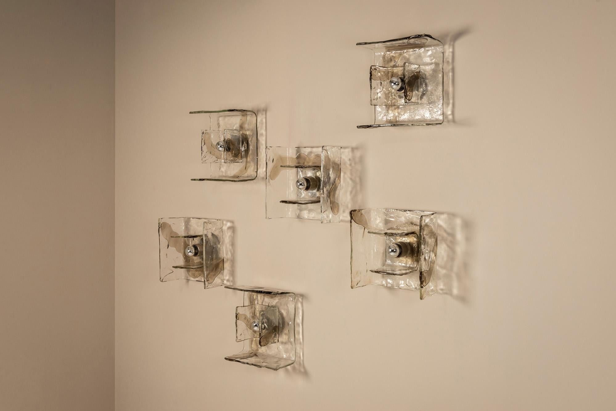 Juego de seis lámparas de pared LP257 de Carlo Nason para Mazzega, Italia Años 70 Cristal de Murano en venta