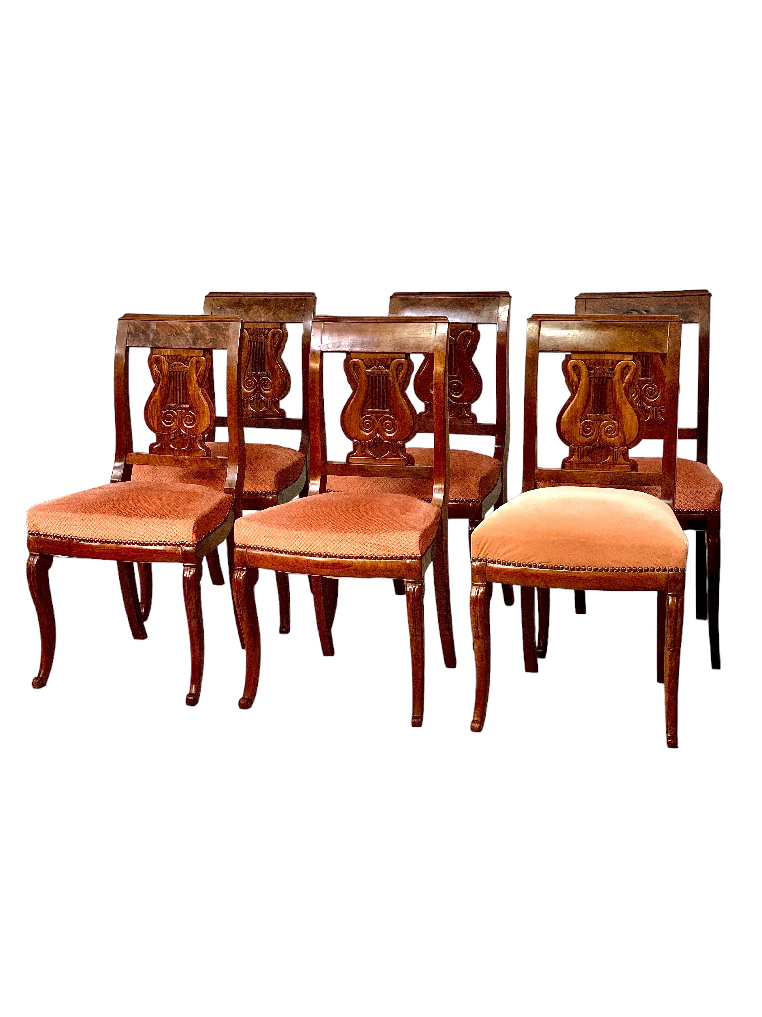 Set of Six Lyre Backrest Dining Chairs, circa 1815 For Sale 6