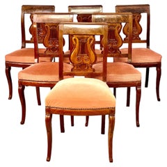 Ensemble de six chaises de salle à manger à dossier lyre, vers 1815