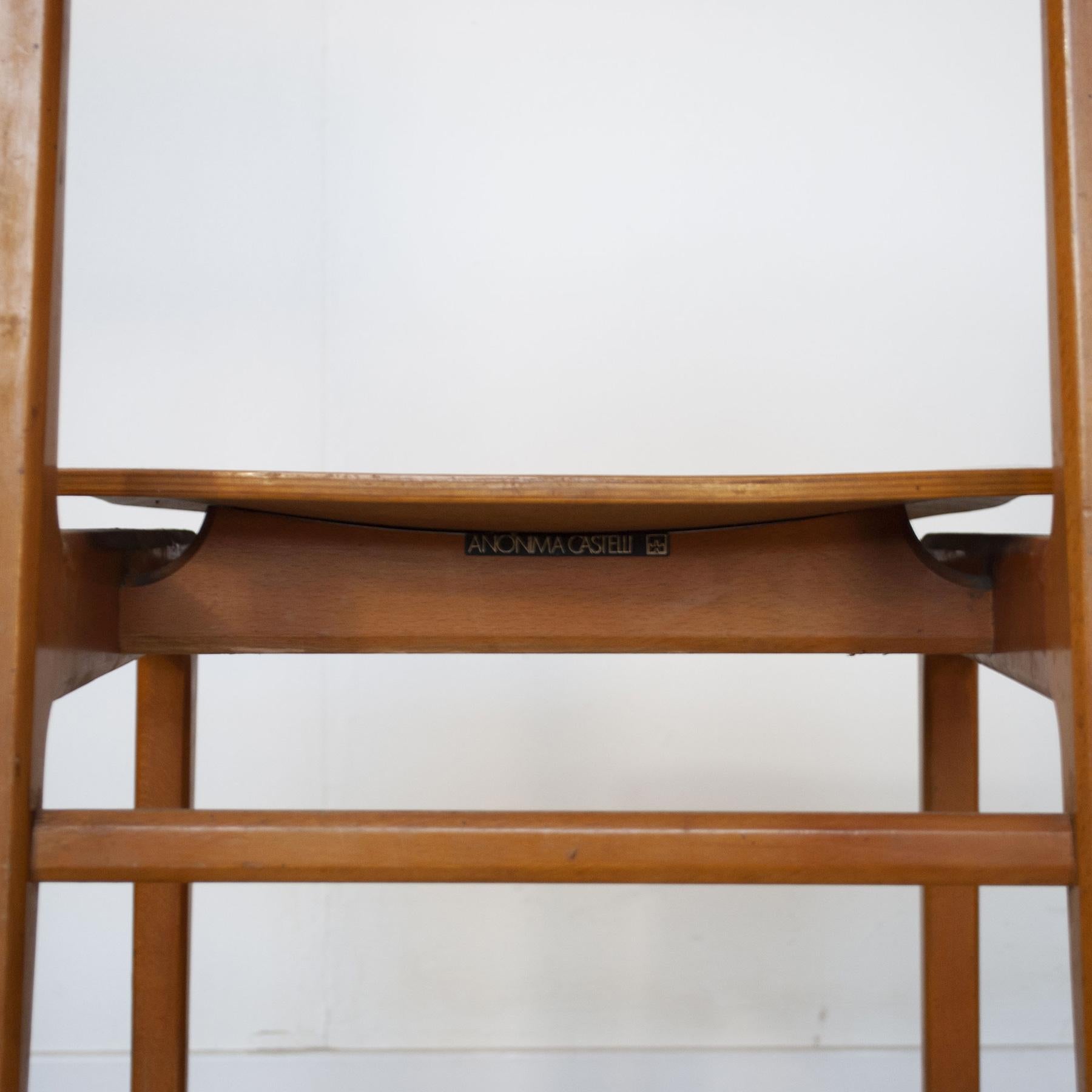 Milieu du XXe siècle Ensemble de six chaises en érable Anonima Castelli Bologne des années 1960 en vente