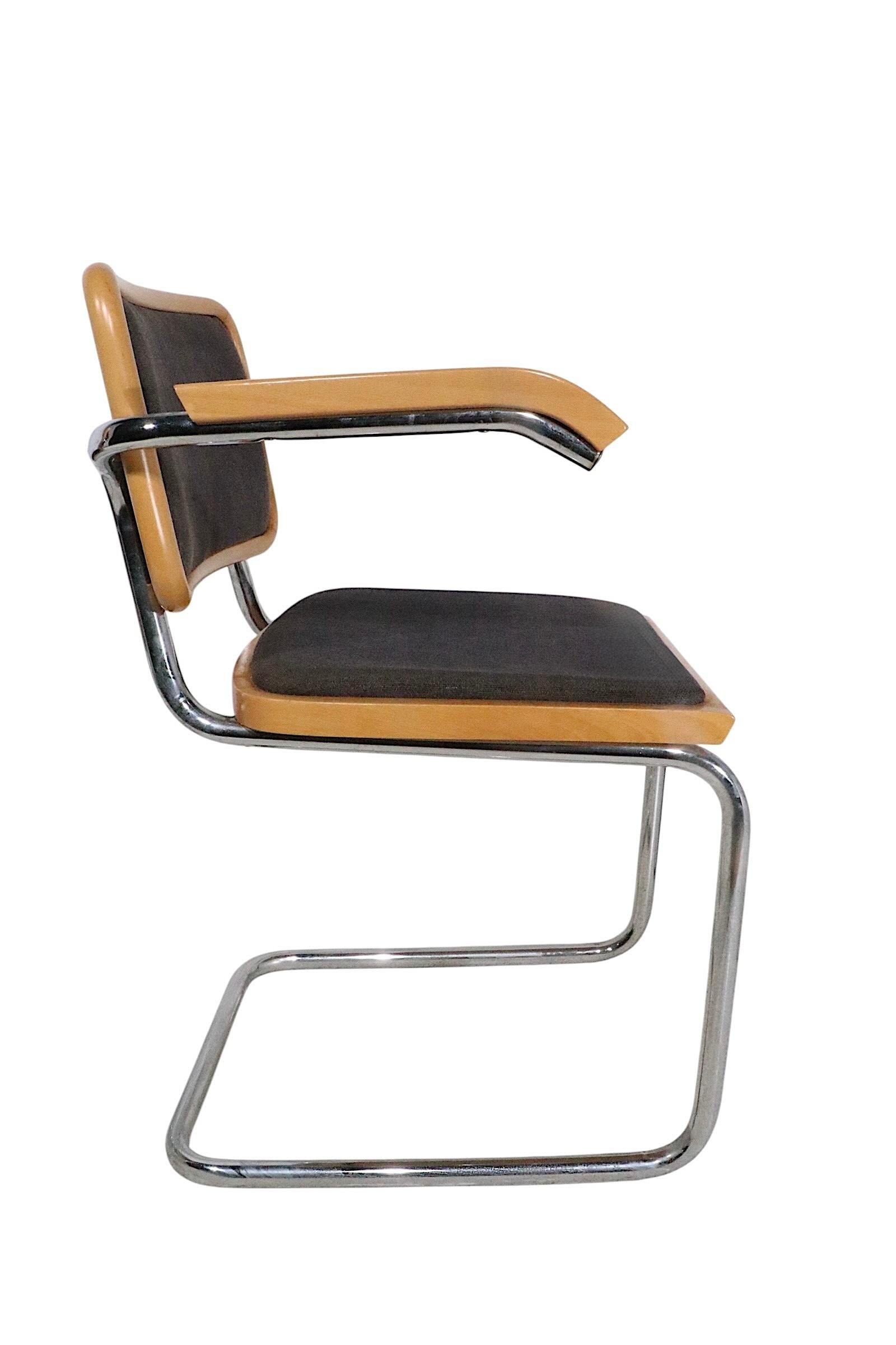 Set of Six Marcel Breuer Cesca Chairs Made in Italy c 1970's en vente 1