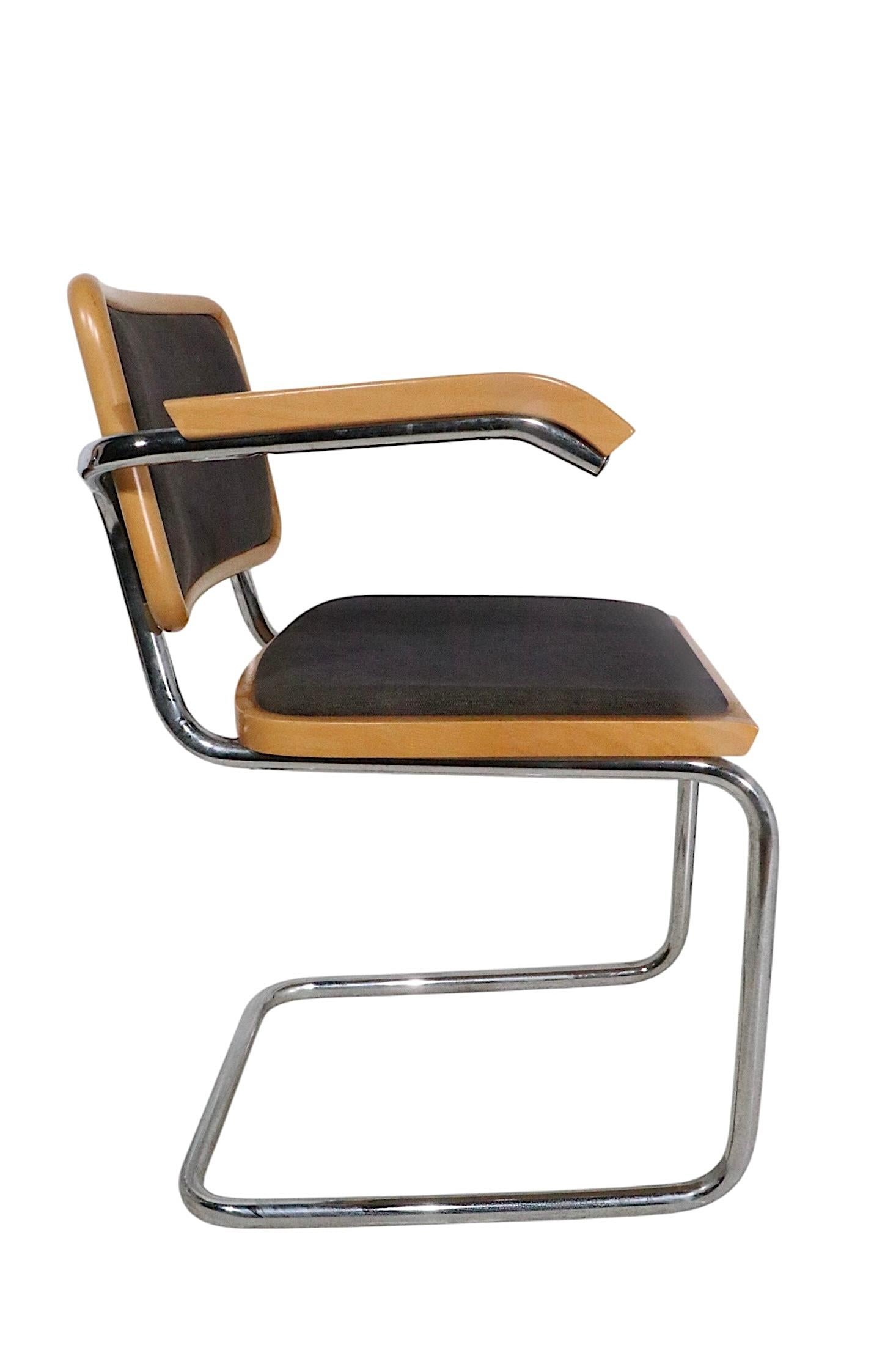 Set of Six Marcel Breuer Cesca Chairs Made in Italy c 1970's en vente 2