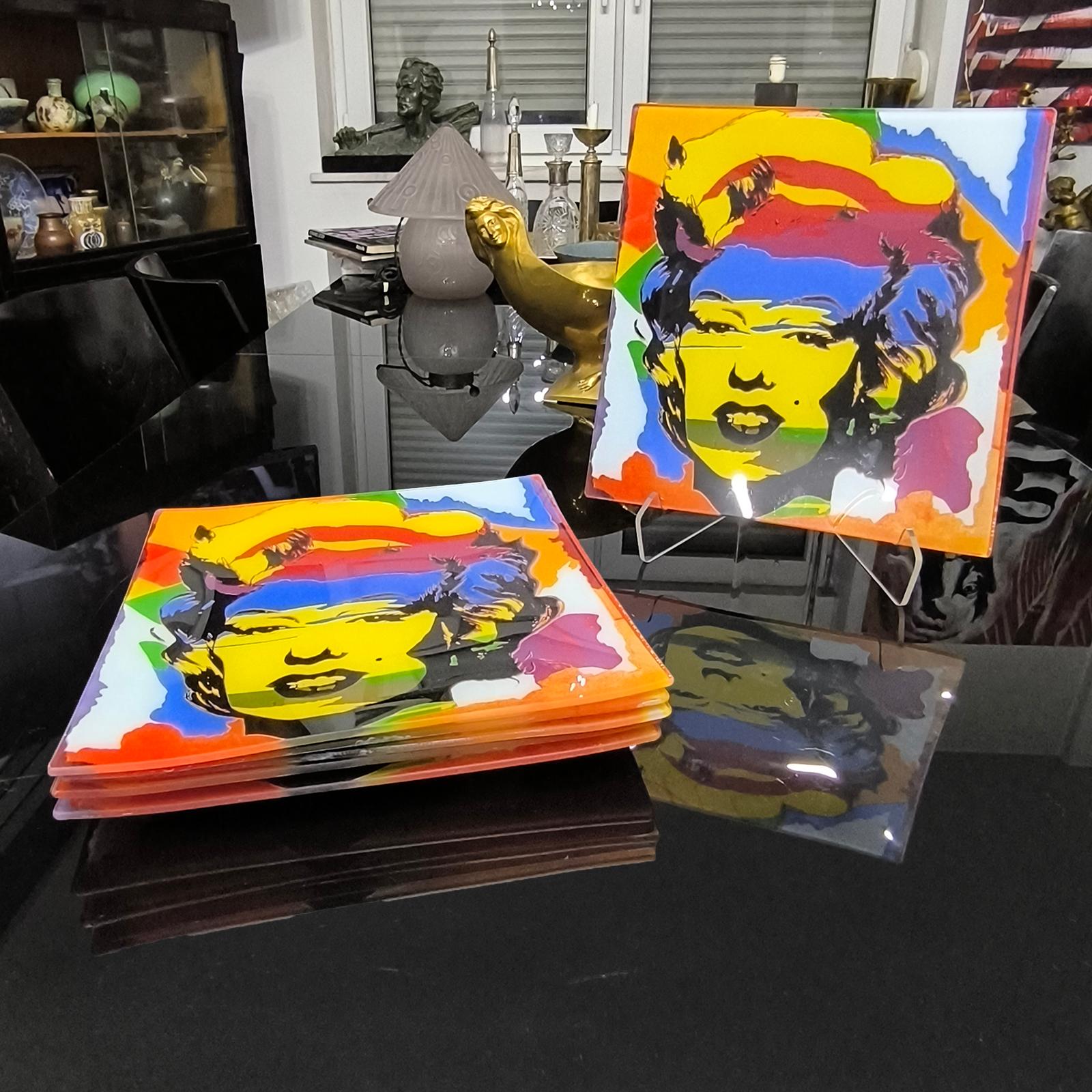Set di sei piatti di Marilyn Monroe Glass in vendita 2