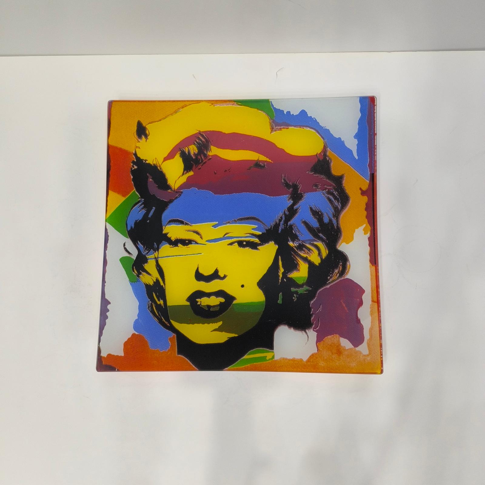 Vetro Set di sei piatti di Marilyn Monroe Glass in vendita