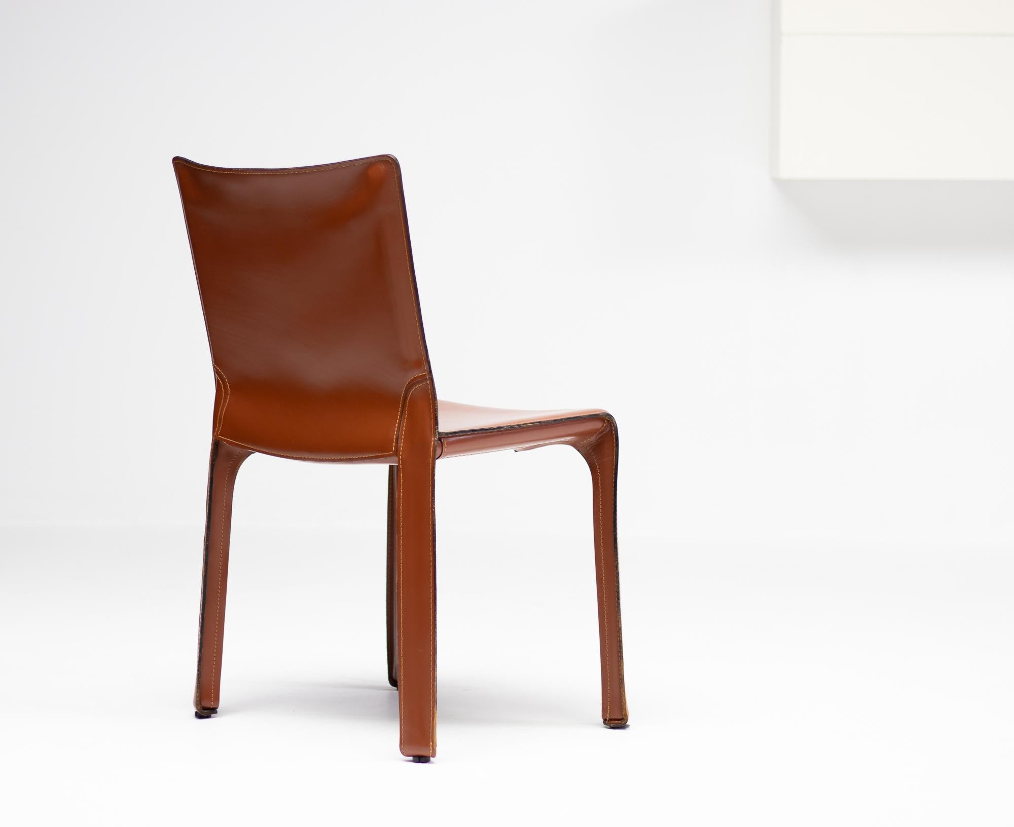 Set of 6 side chairs model Cab, designed by Mario Bellini for Cassina.
Wonderful 1990s cognac saddle leather chairs in excellent vintage condition.
Marked.