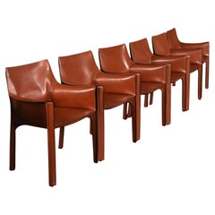 Ensemble de six fauteuils Mario Bellini pour Cassina Cab 413, distribués par Atelier