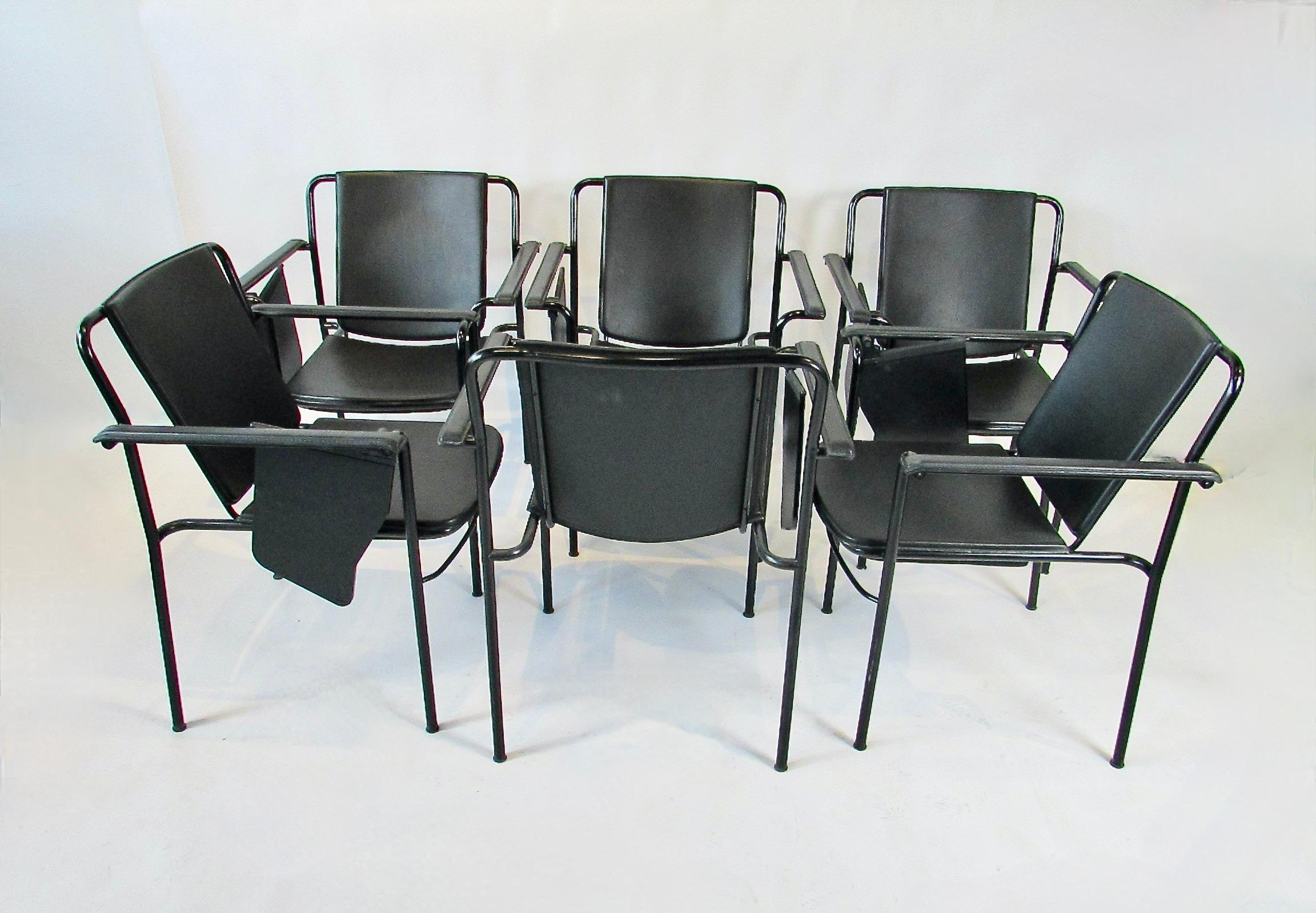 Satz von sechs Mario Marenco für Poltrana Frau Italien schwarzes Leder Movie Chairs im Angebot 1