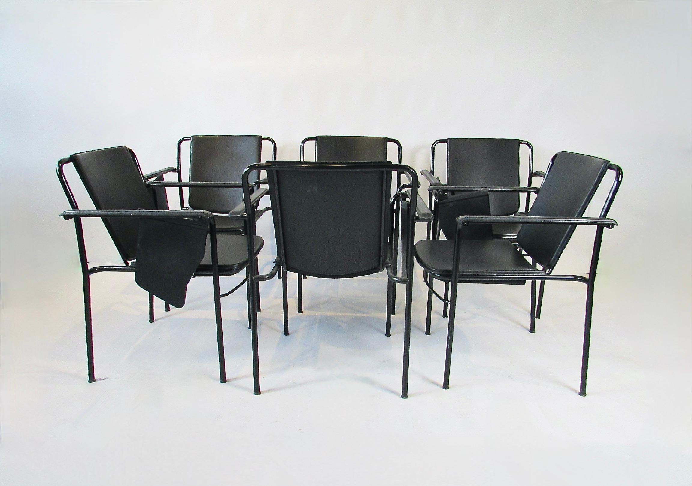 Satz von sechs Mario Marenco für Poltrana Frau Italien schwarzes Leder Movie Chairs im Angebot 2