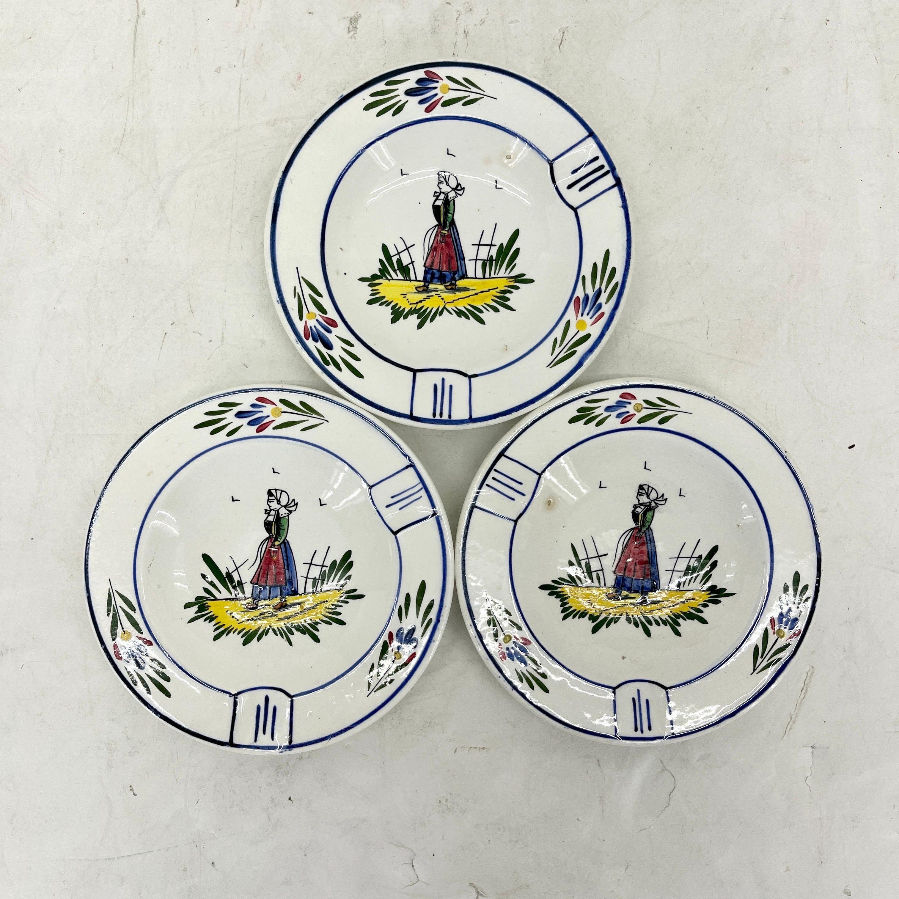 Set of Six Marked P.v. French Faience Plates, circa 1960 4