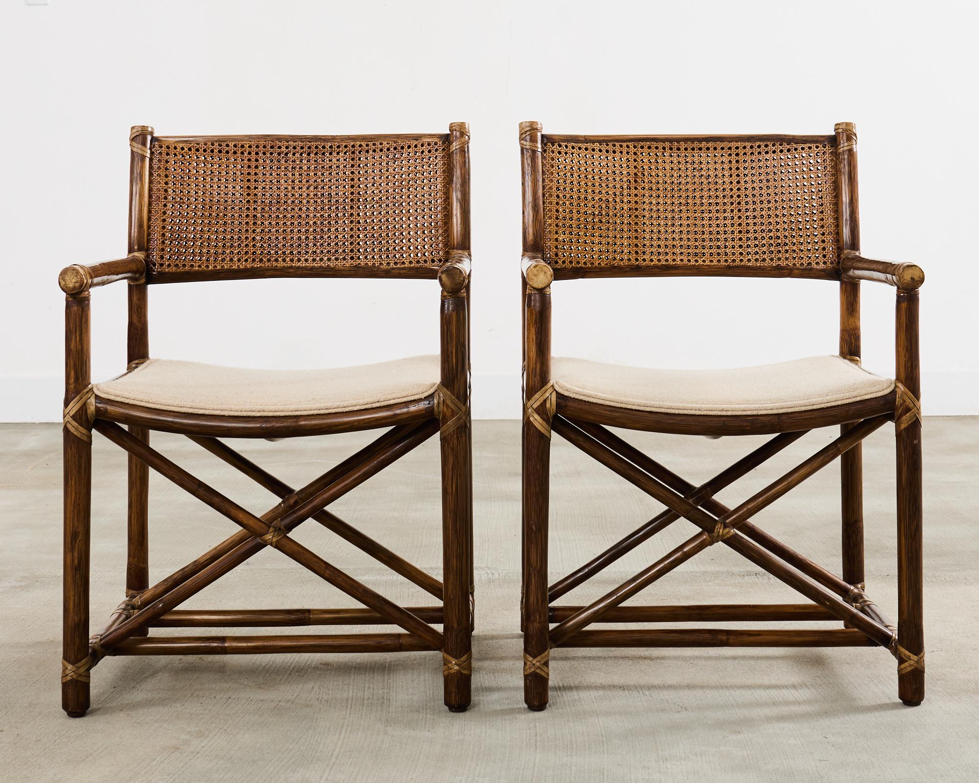 Satz von sechs McGuire Rattan Caned Directors Dining Armchairs (amerikanisch)