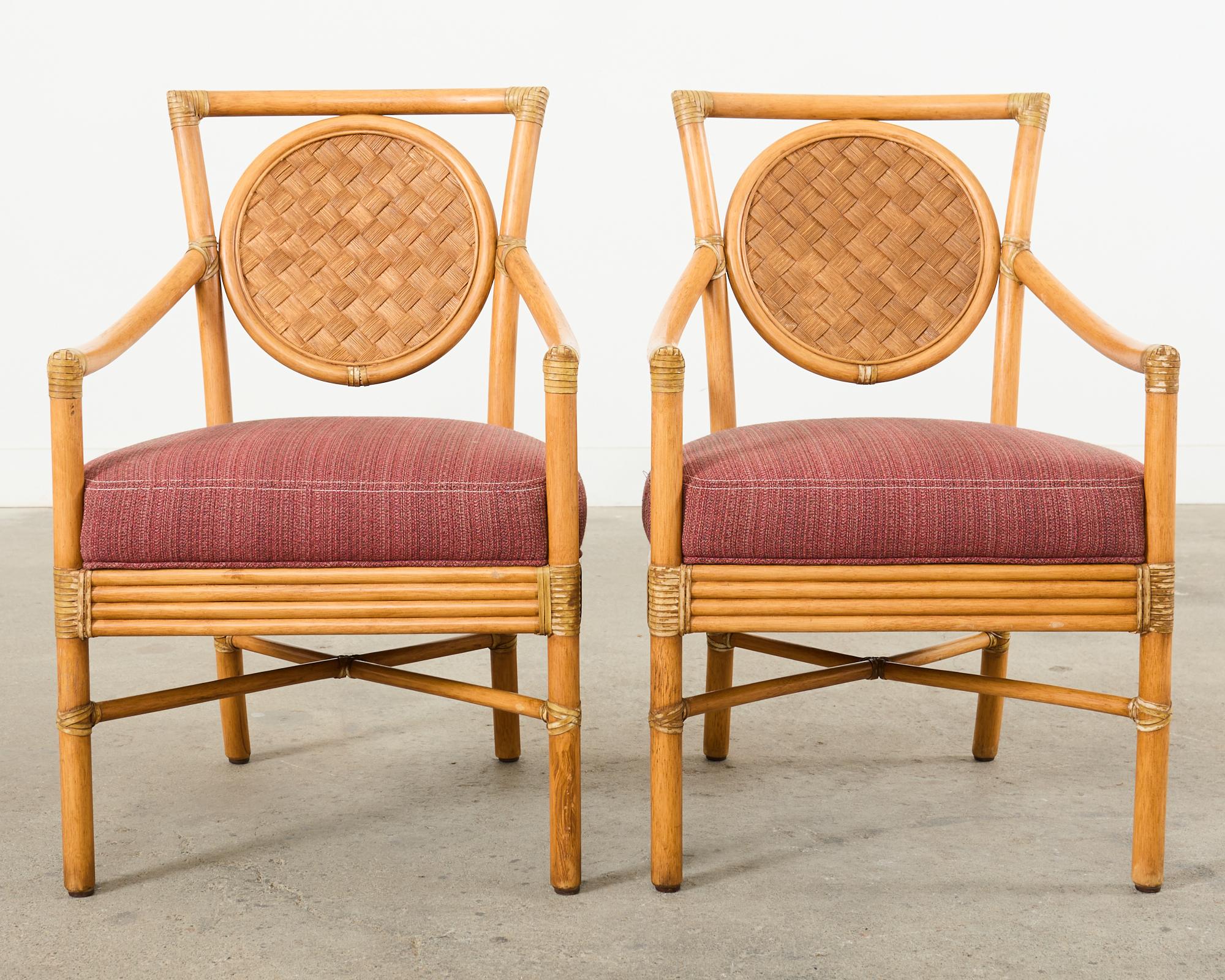 20ième siècle Ensemble de six fauteuils de salle à manger de salon en rotin organique et moderne McGuire  en vente