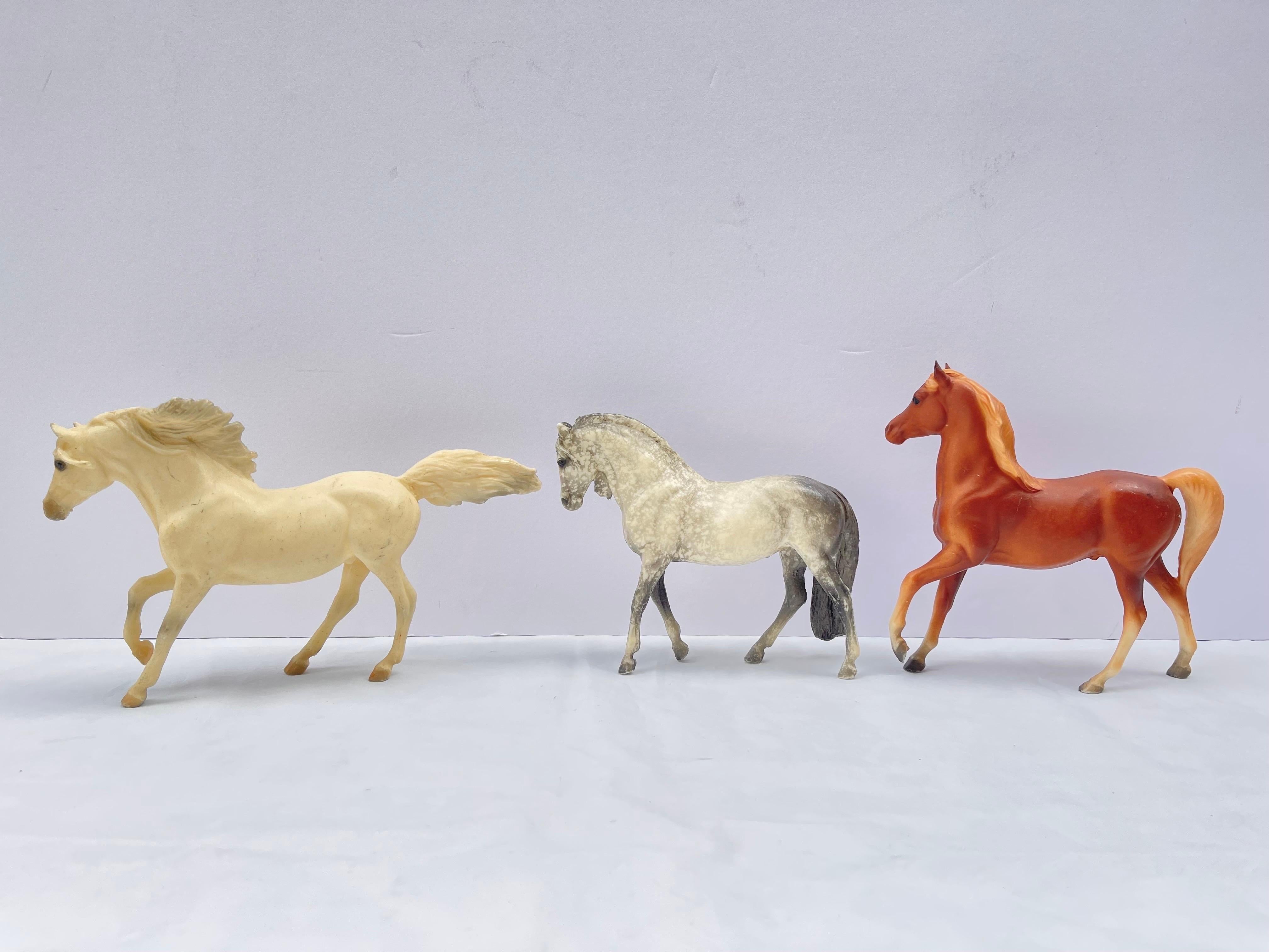 Plastic Set of Six Medium Size Breyer Horses (Box 5) For Sale