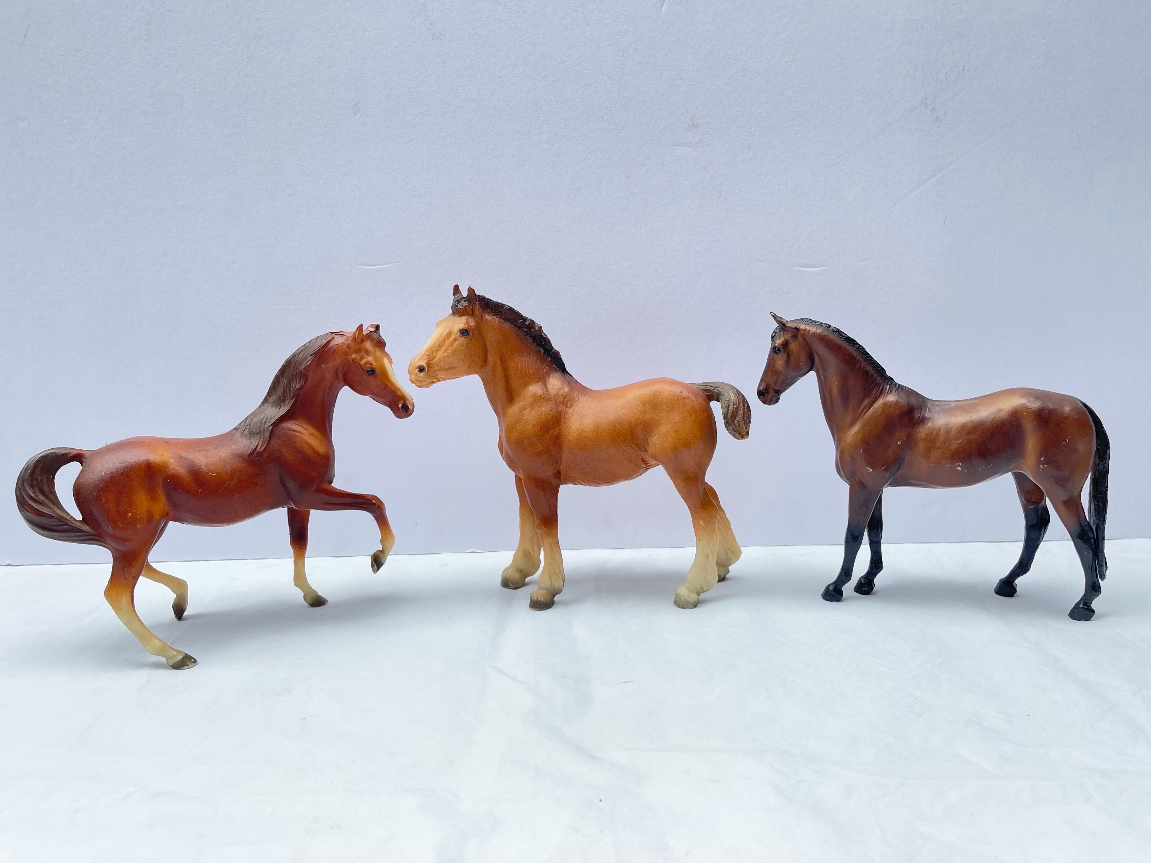  Set von sechs mittelgroßen Vintage-Bürgerpferden (Kasten 3) im Angebot 5