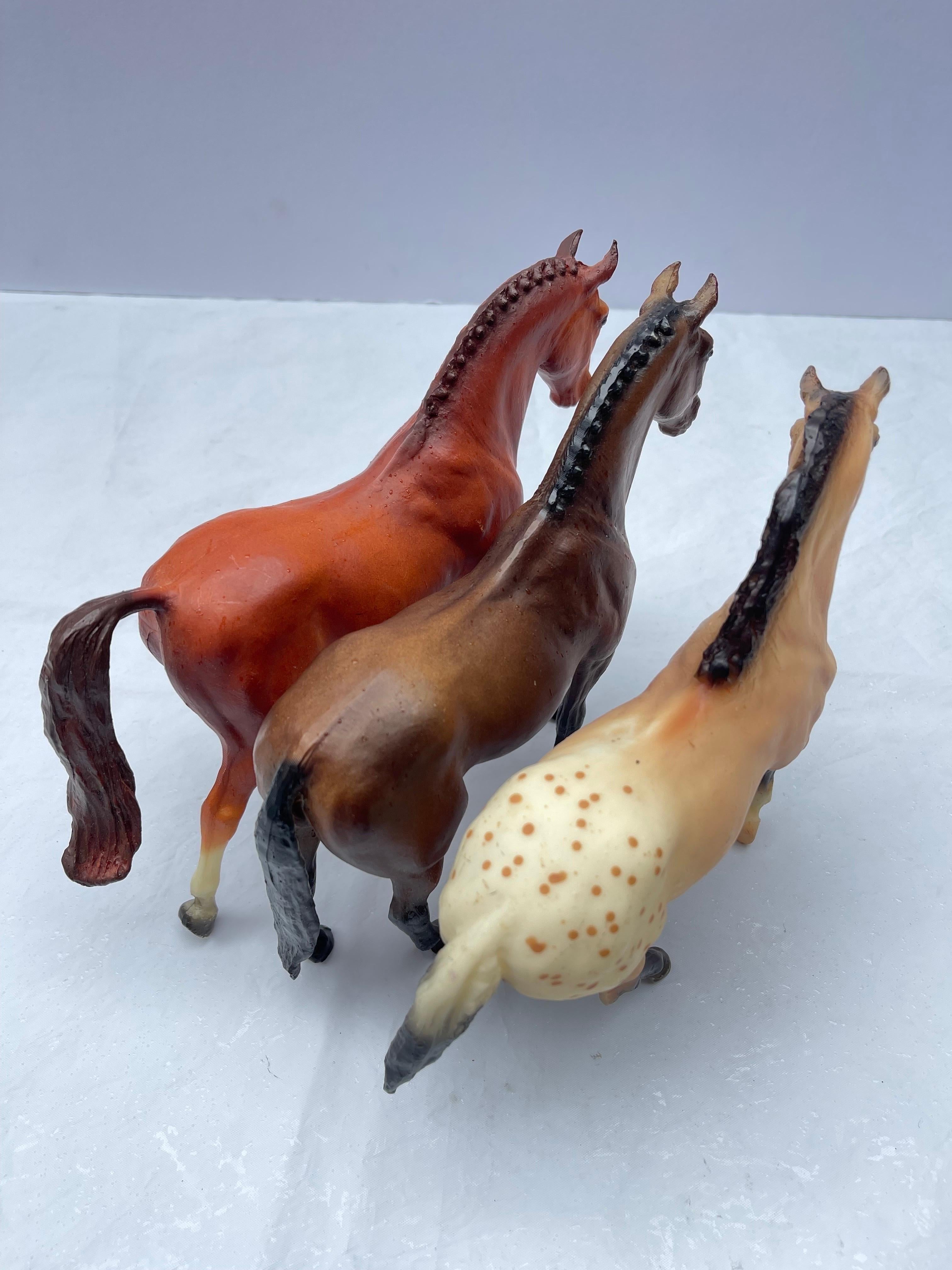 Late 20th Century Set of Six Medium Size Vintage Breyer Horses (Box 4) For Sale