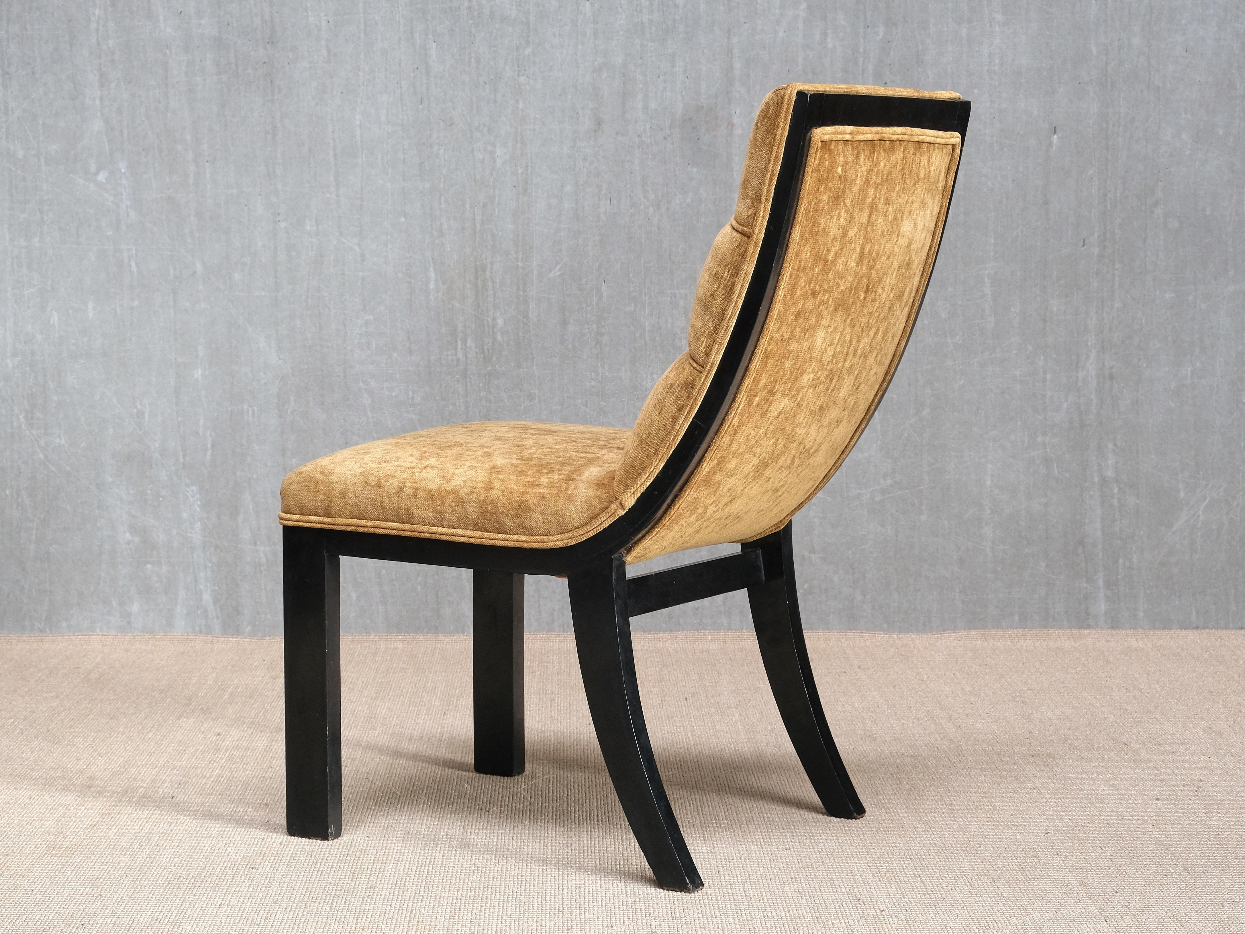 Set of Six Melchiorre Bega Dining Chairs, Lacquered Wood, Chenille, Italy, 1930s im Angebot 6