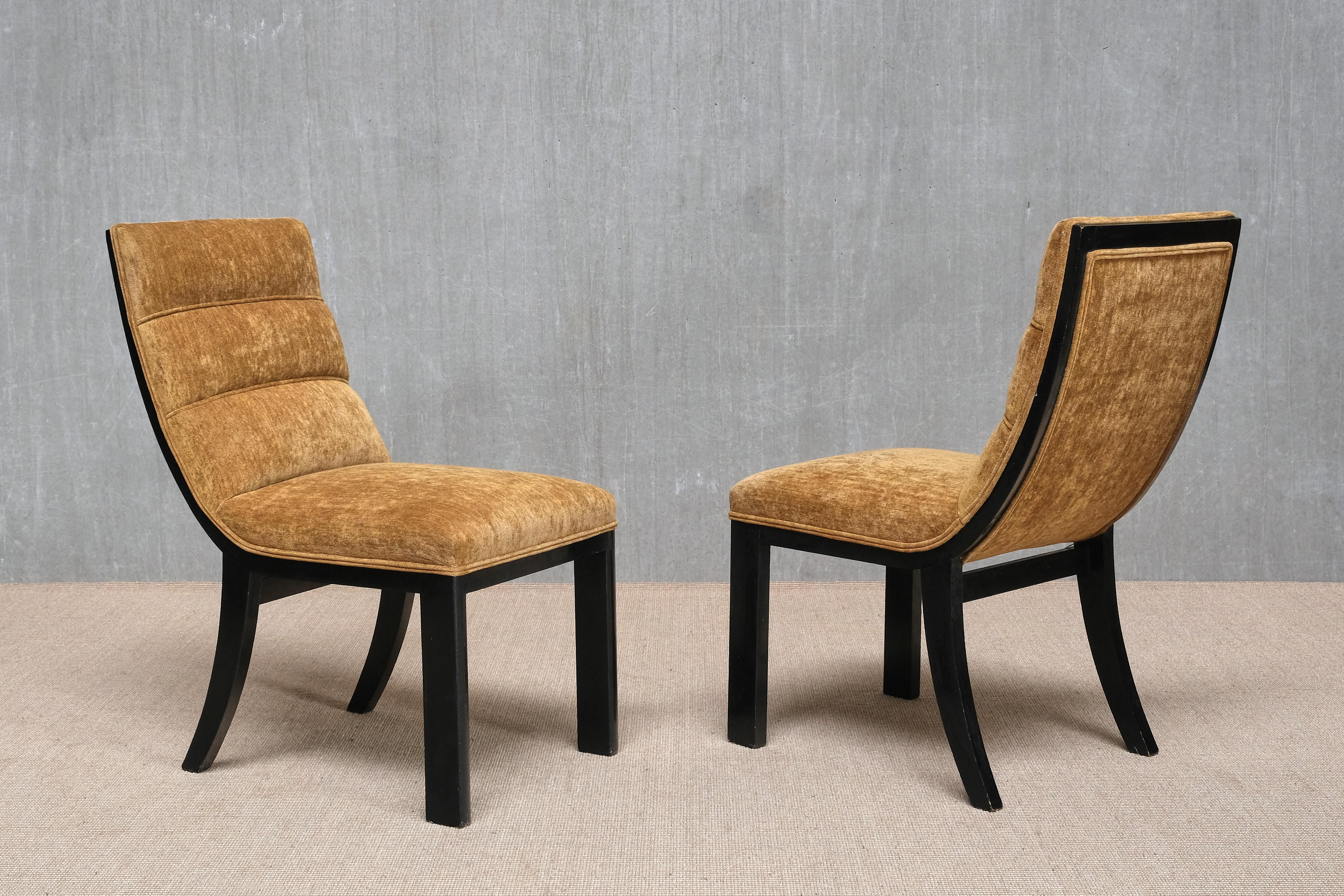 Set of Six Melchiorre Bega Dining Chairs, Lacquered Wood, Chenille, Italy, 1930s (Stoff) im Angebot