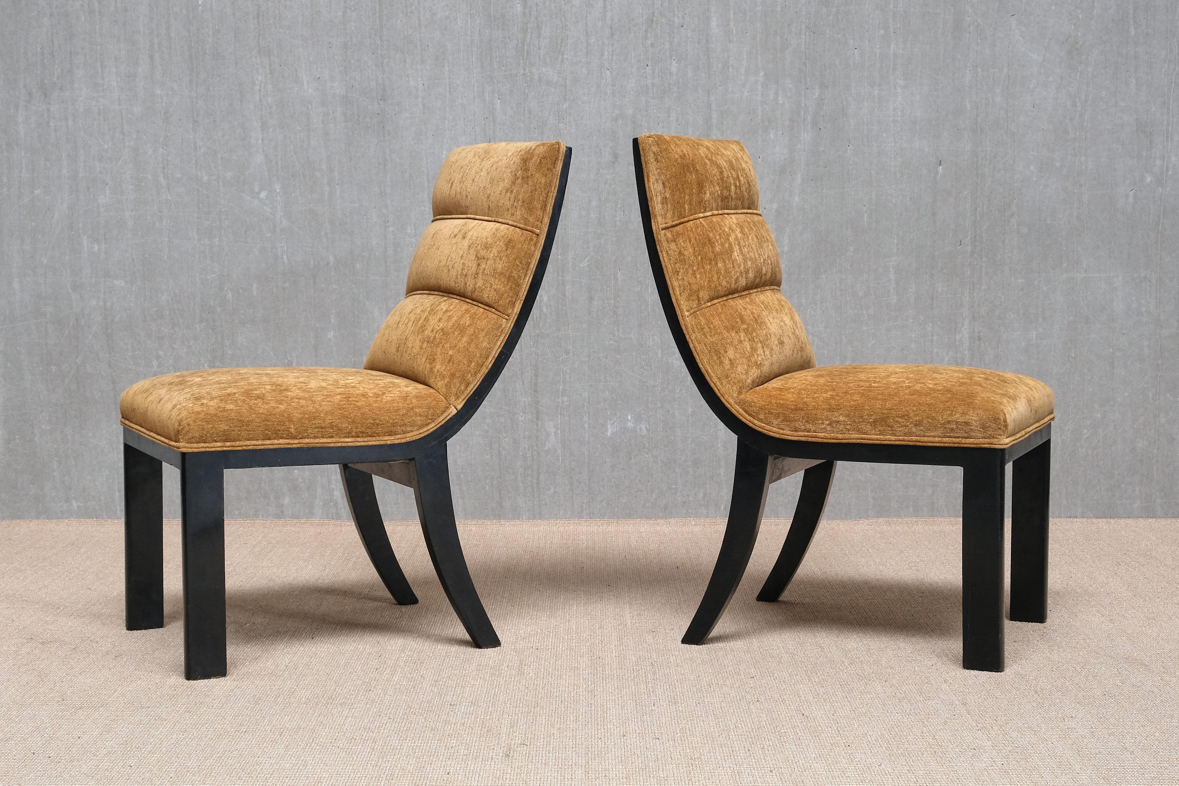 Set of Six Melchiorre Bega Dining Chairs, Lacquered Wood, Chenille, Italy, 1930s im Angebot 1