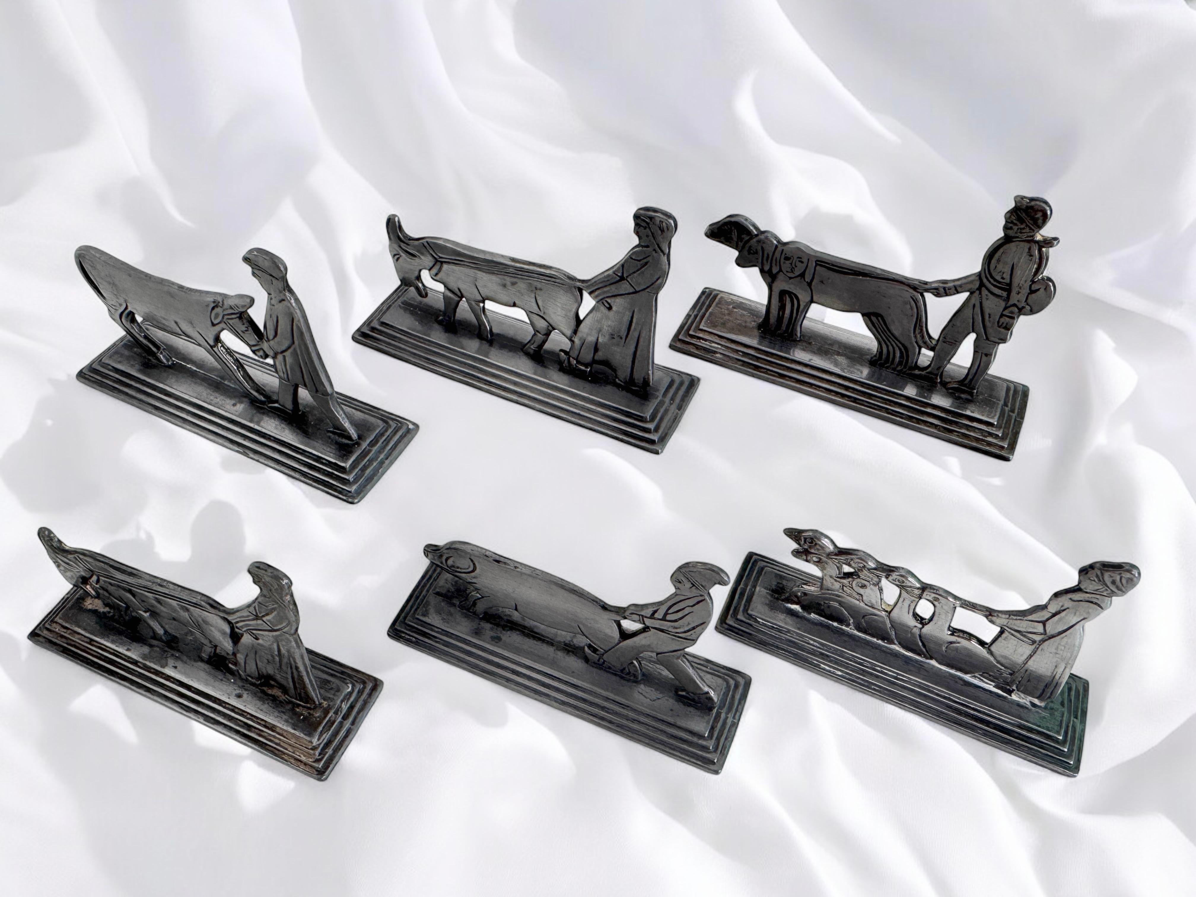 set di sei poggiacoltelli in metallo con motivi animali Francia XX secolo Art Deco in vendita 5