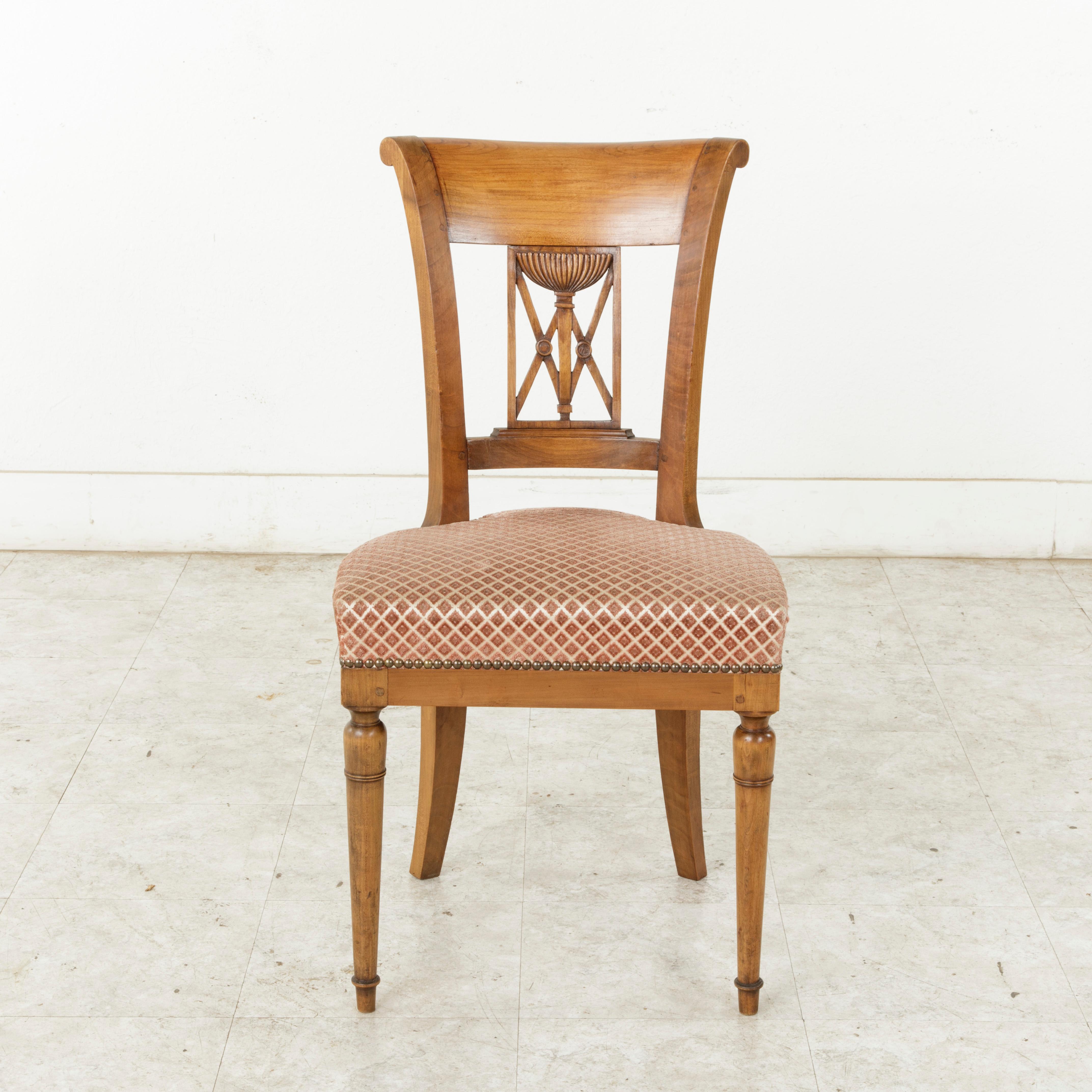 Set of Six Mid-20th Century French Directoire Style Walnut Dining Side Chairs In Good Condition In Fayetteville, AR