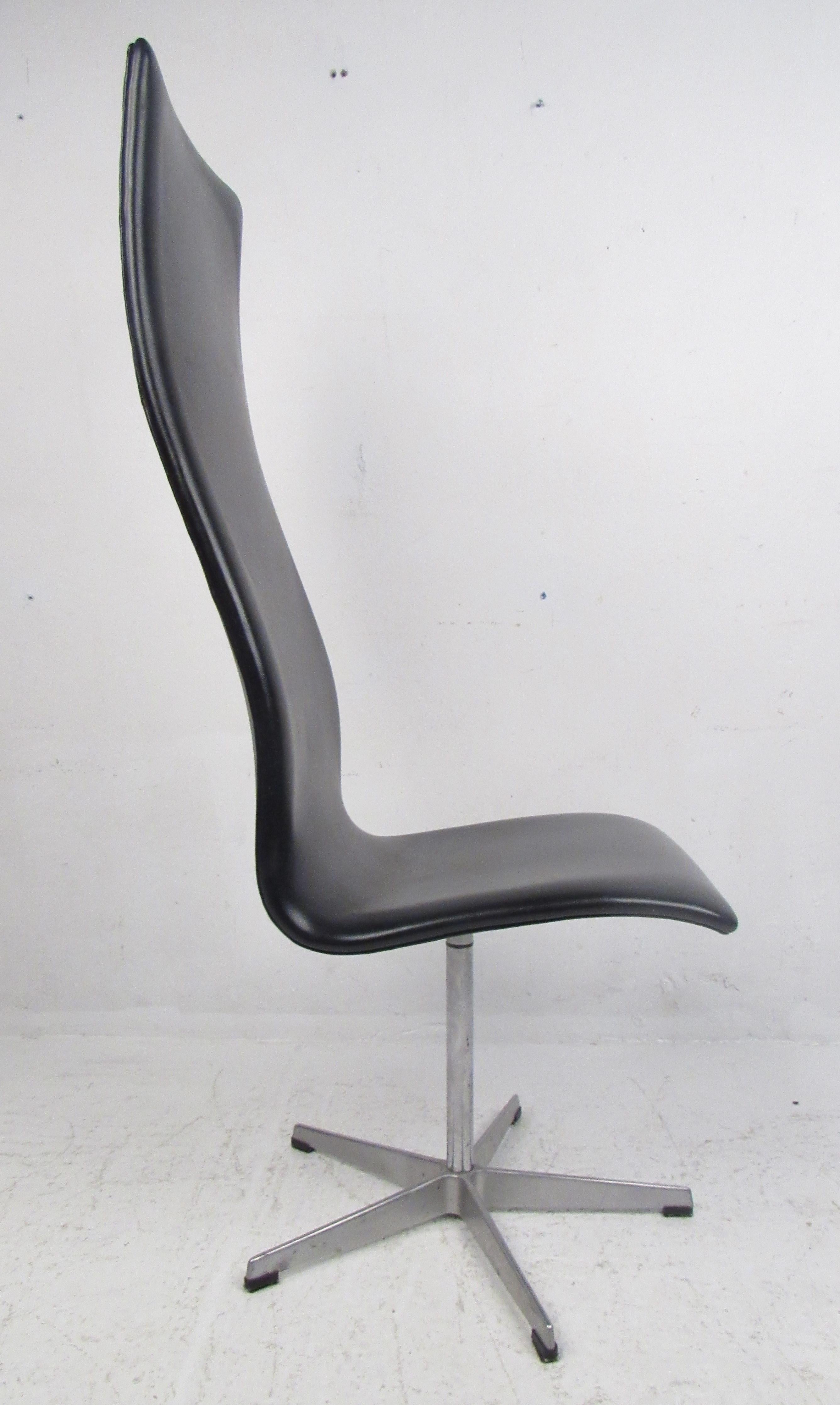 Mid-Century Modern Ensemble de six chaises pivotantes du milieu du siècle dernier d'Arne Jacobsen pour Fritz Hansen en vente
