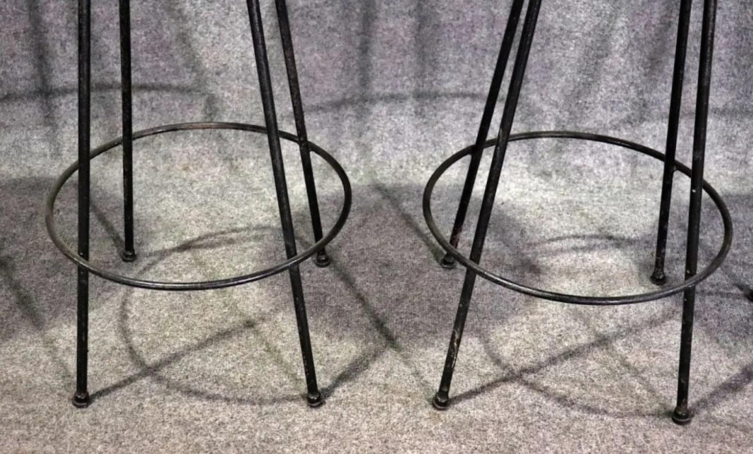 Set of Six Mid-Century Bar stools In Good Condition For Sale In Brooklyn, NY
