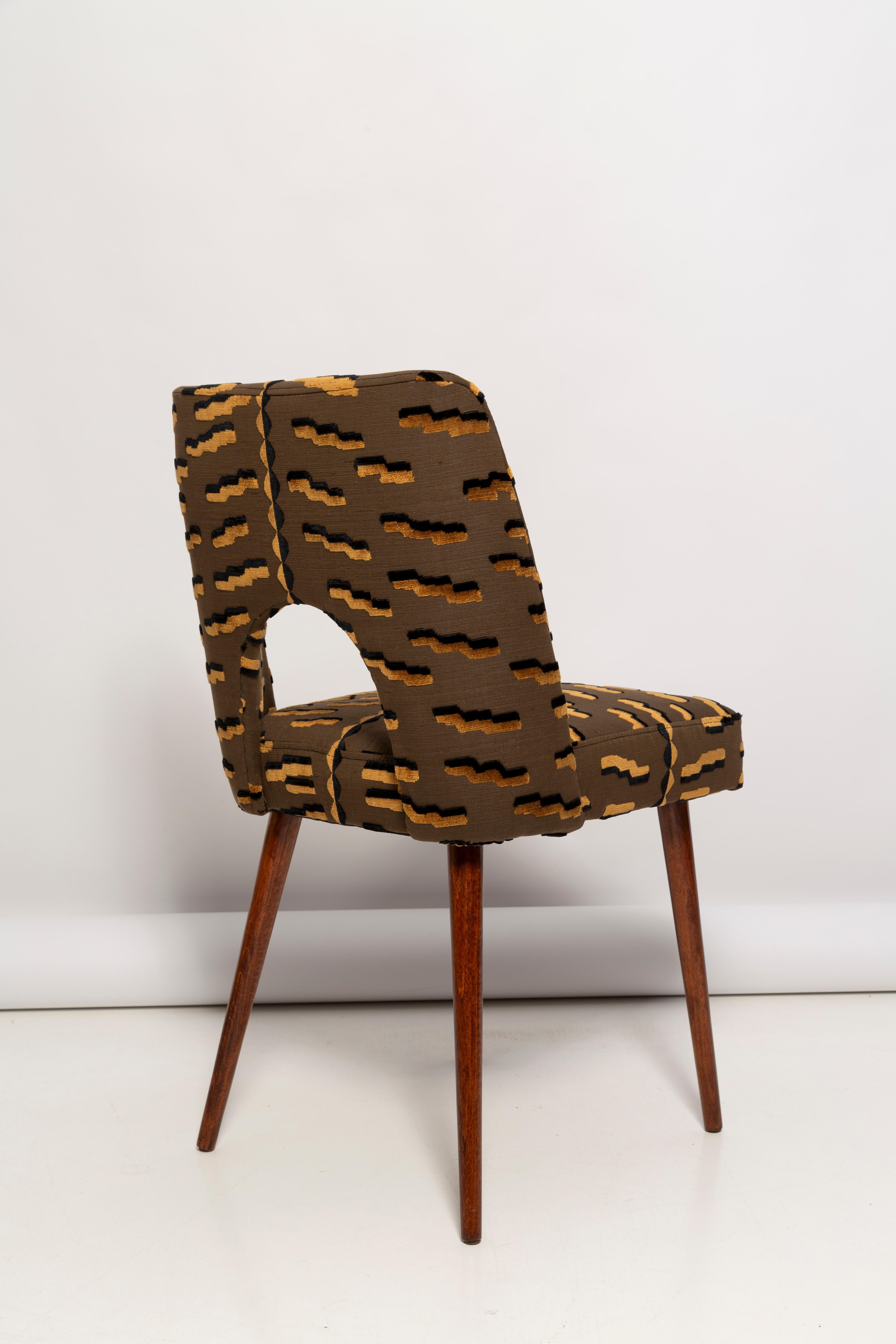Set of Six Mid Century Brown Tiger Jacquard Velvet Shell Chairs, Europe, 1960s For Sale 3