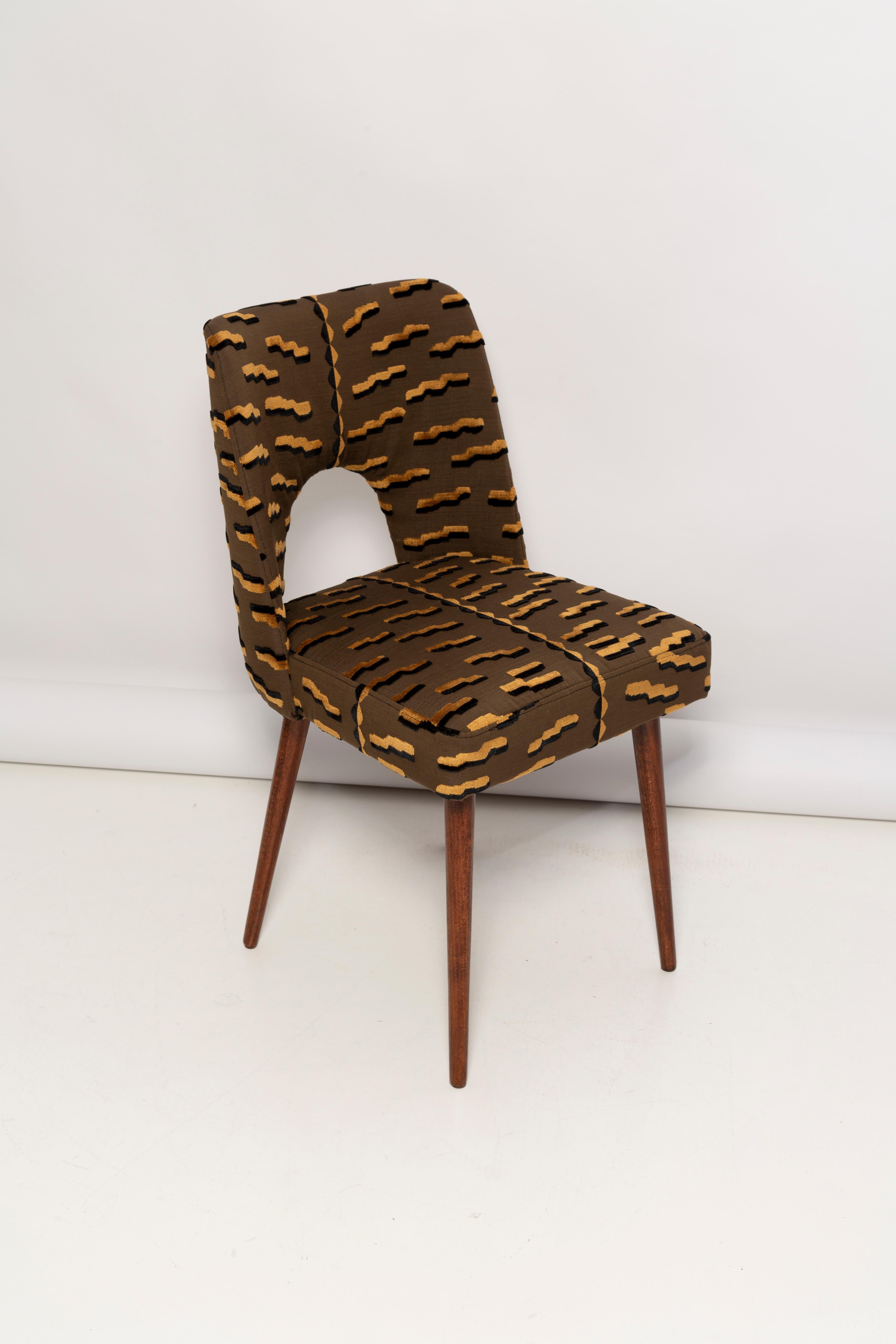 Textile Set of Six Mid Century Brown Tiger Jacquard Velvet Shell Chairs, Europe, 1960s For Sale