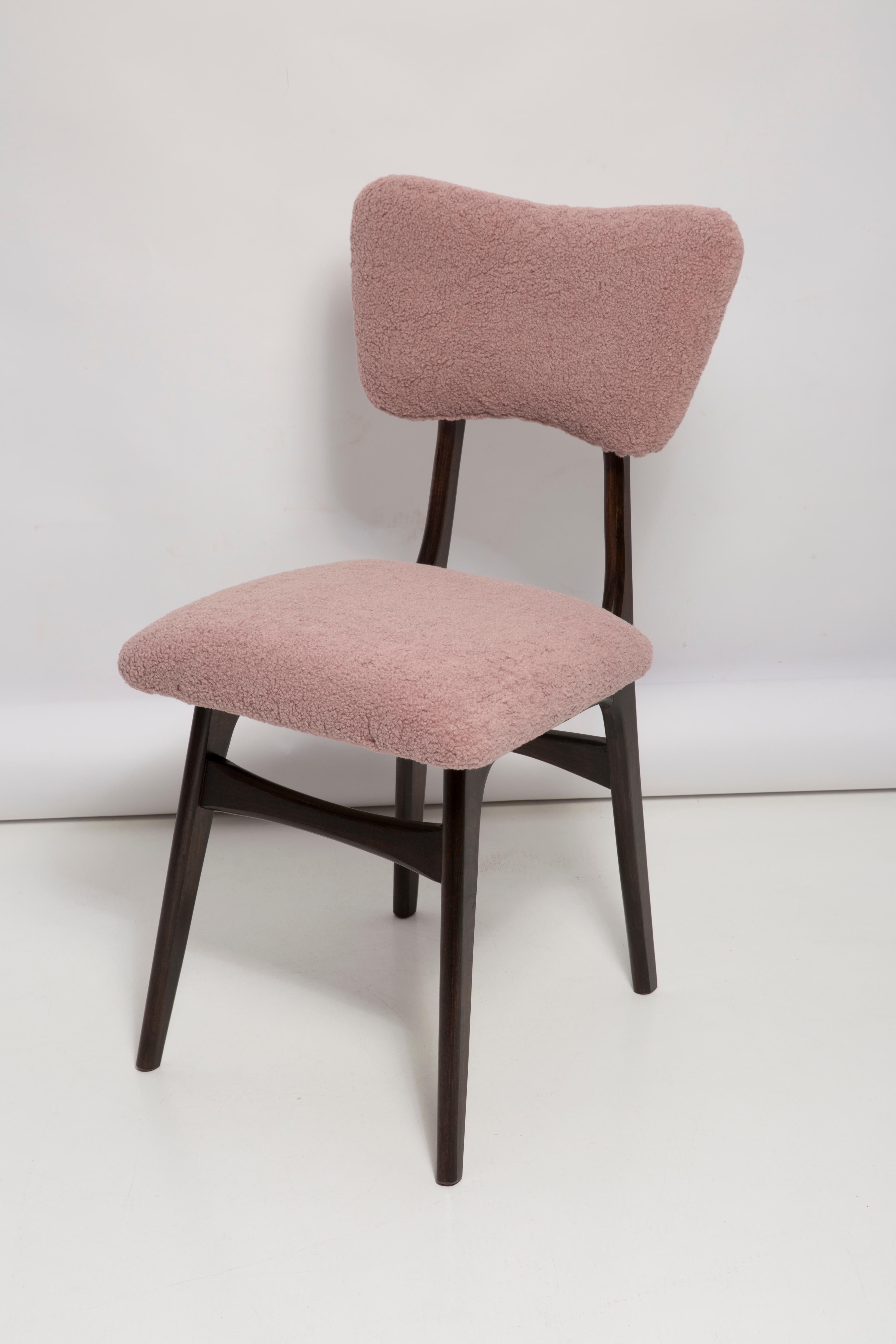 Set di sei sedie da pranzo a farfalla della metà del secolo scorso, Boucle rosa, Europa, anni '60 in vendita 4