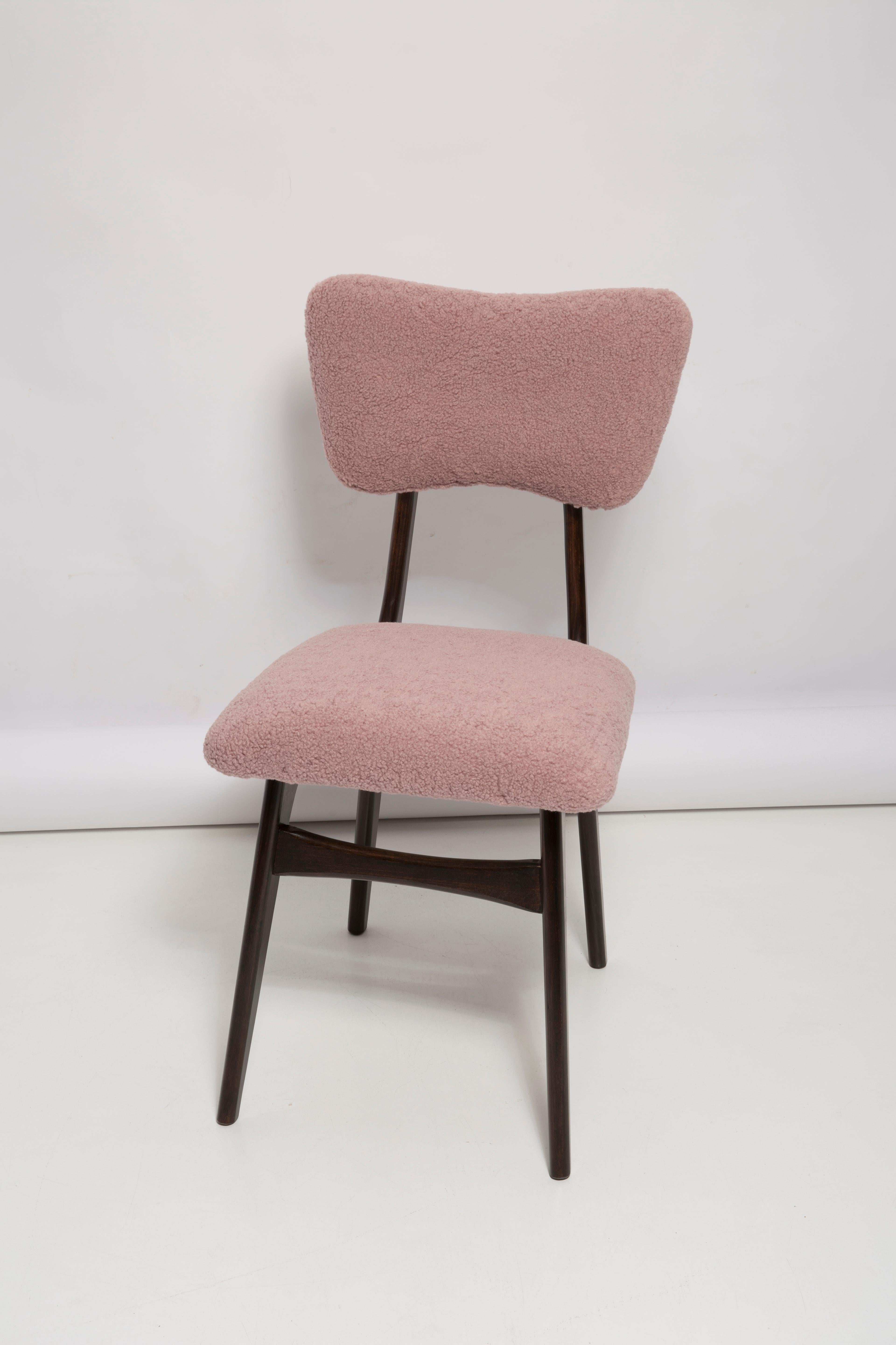 Set of Six Mid Century Butterfly Dining Chairs, Pink Boucle, Europe, 1960s In Excellent Condition For Sale In 05-080 Hornowek, PL